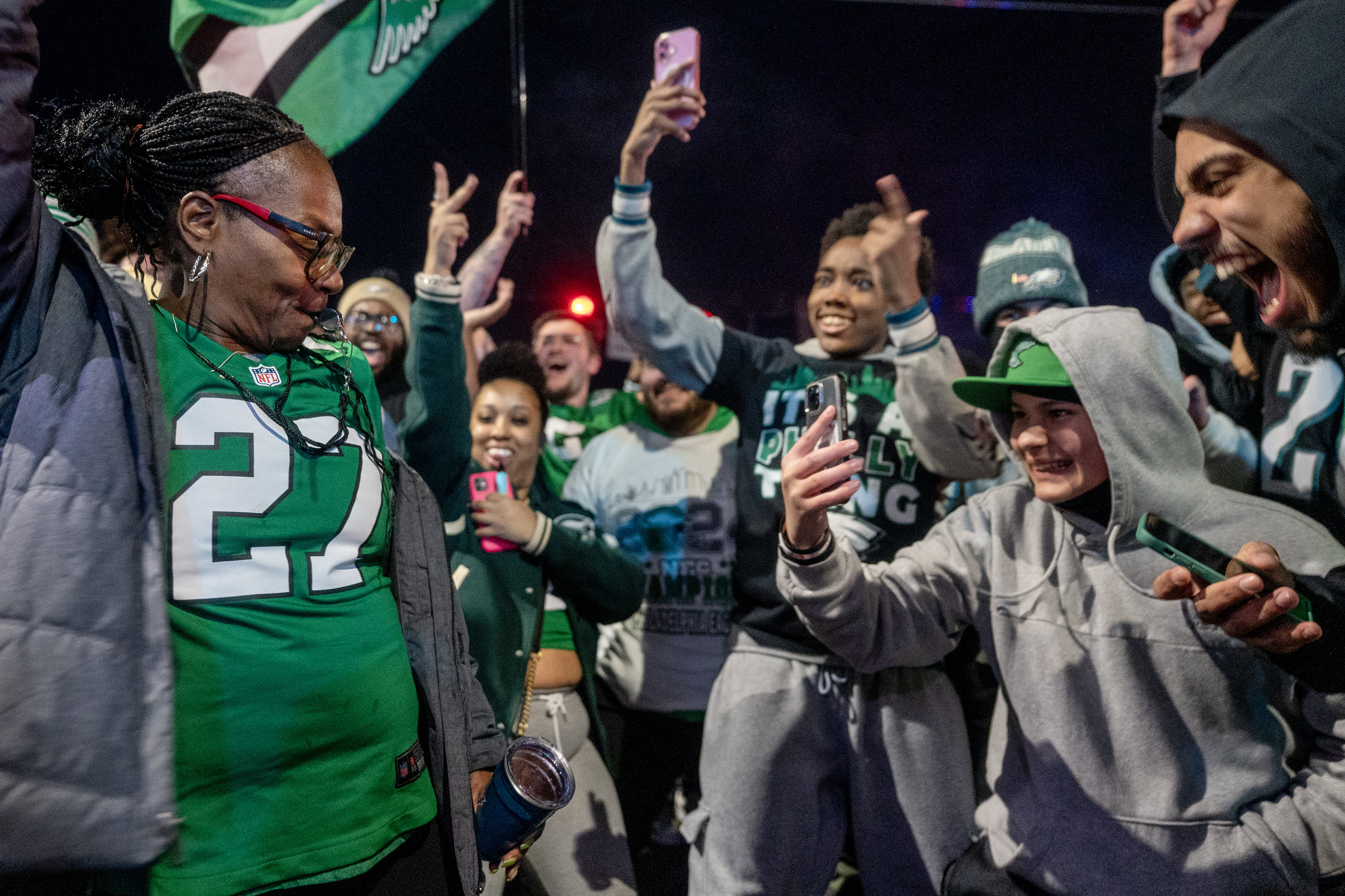 Eagles fans celebrate making Super Bowl with NFC win over Commanders