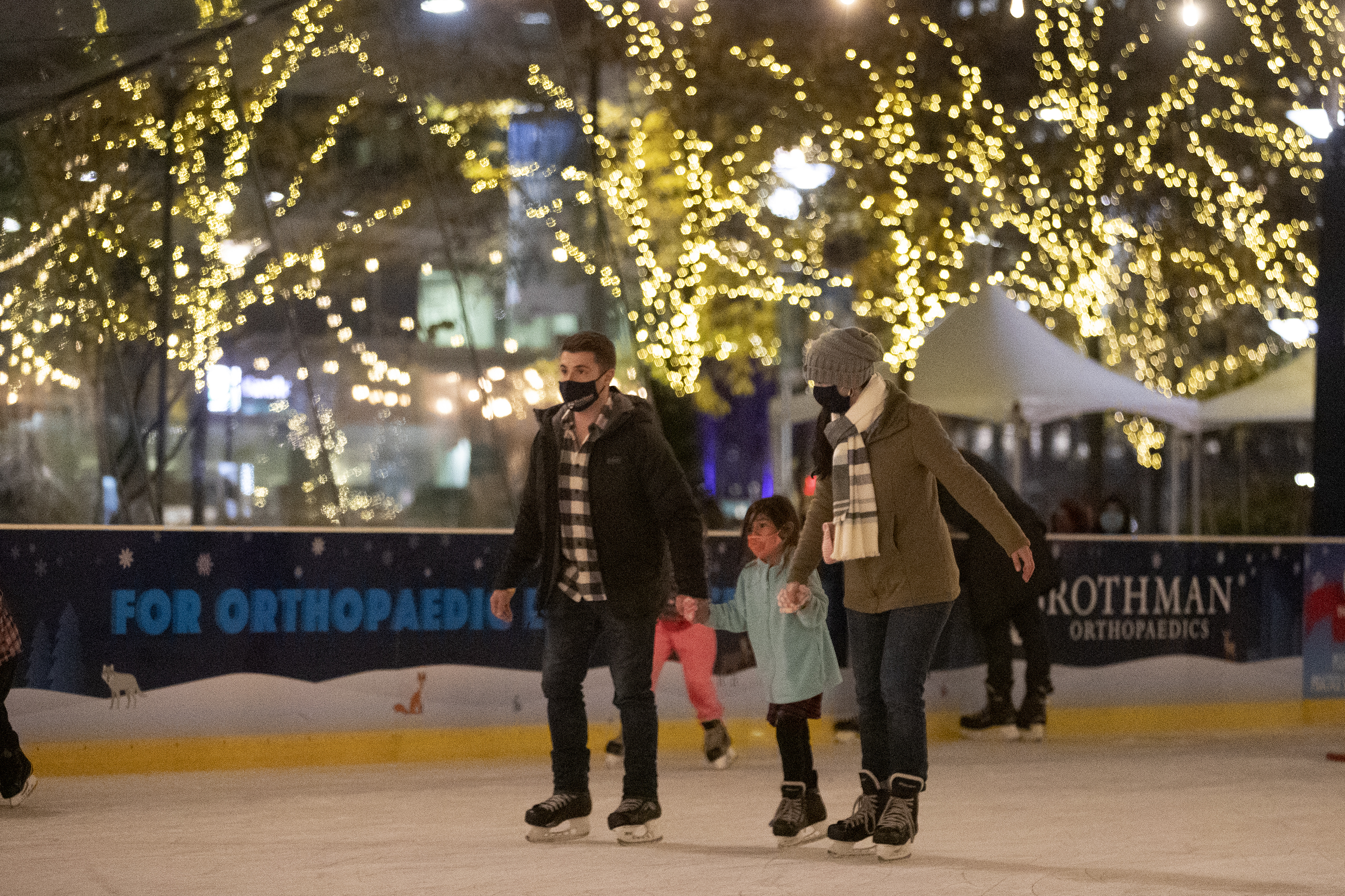 Philadelphia tree lightings and other holiday fun this weekend - Axios  Philadelphia