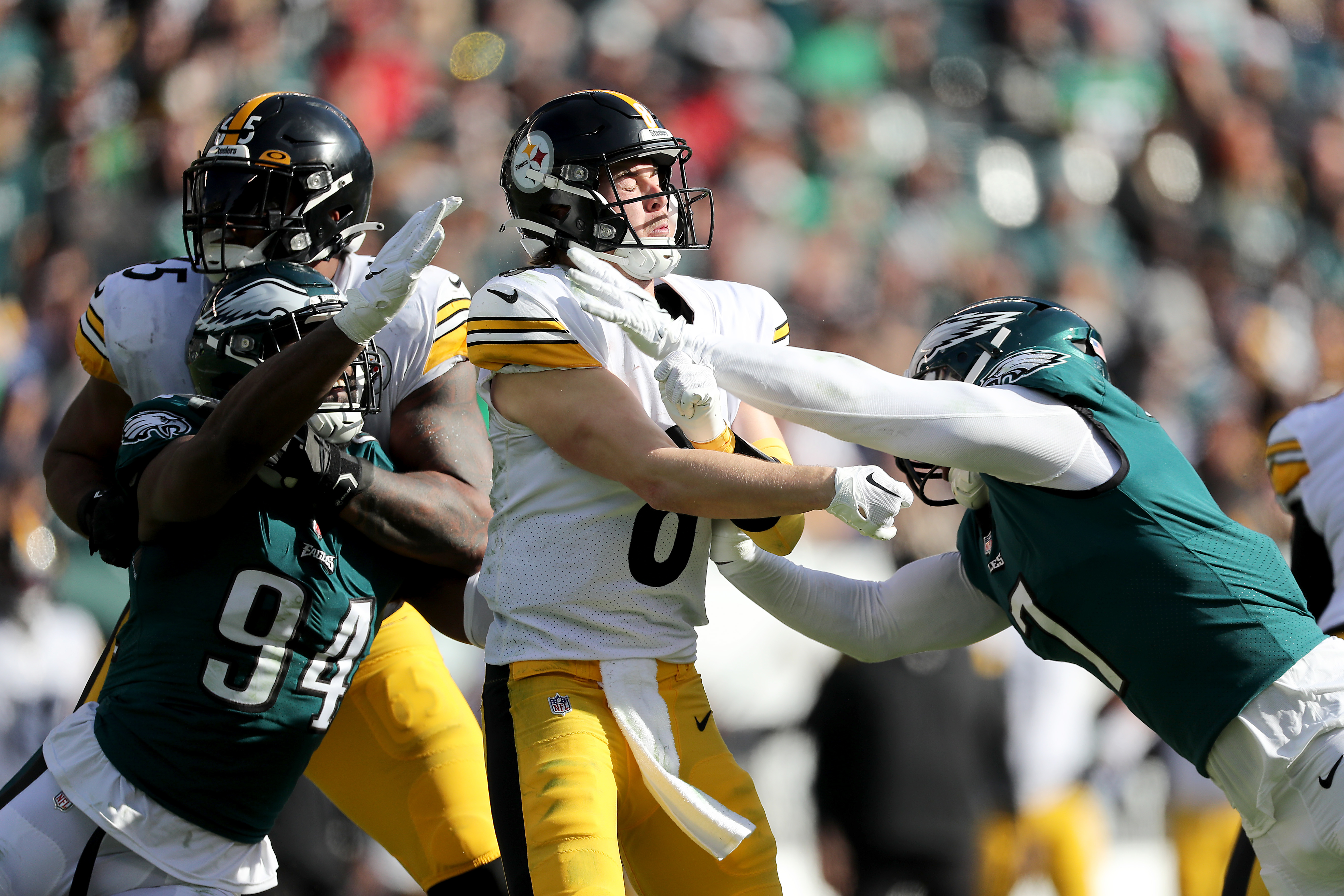 Eagles' A.J. Brown torches the Steelers for his third TD catch of