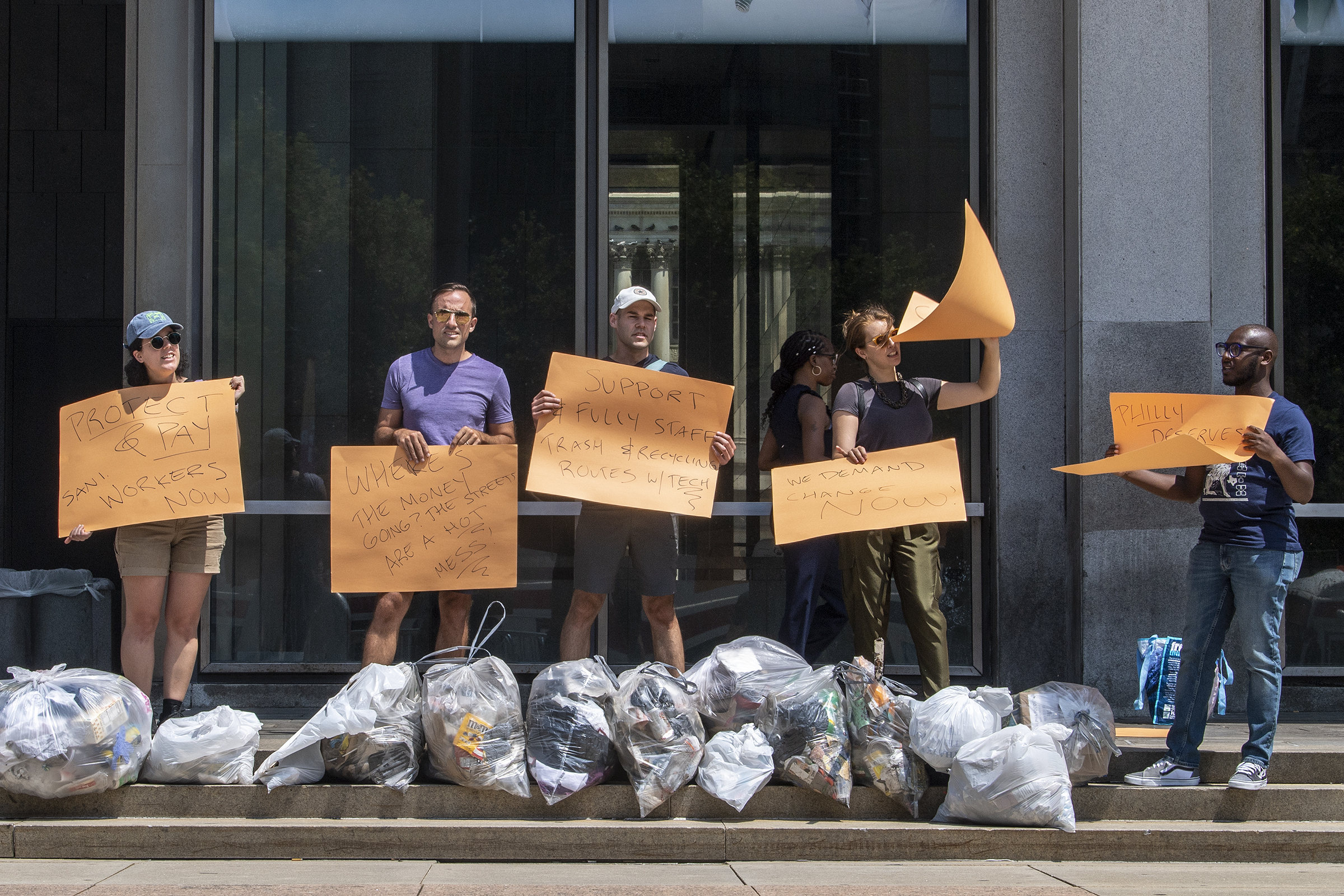 Philly's trash problem was already bad. Now, it's worse — WHYY