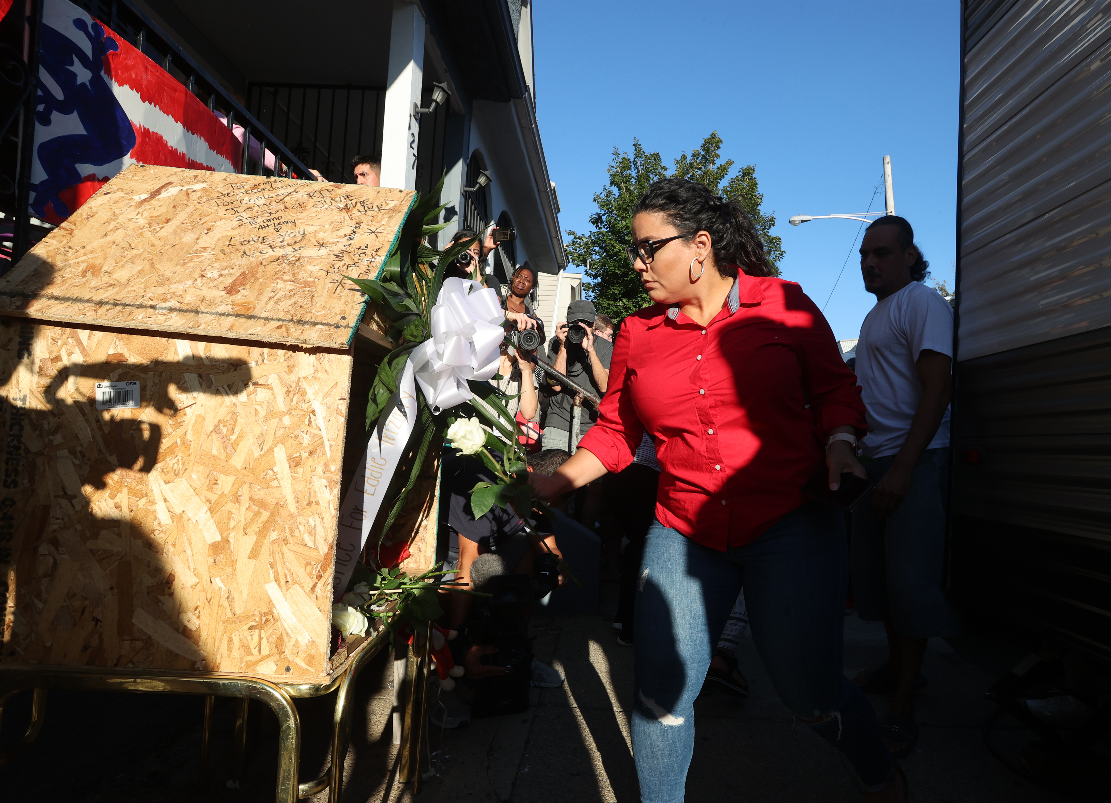 Eddie Irizarry shooting: Police body-camera footage viewed by family, rally  in North Philly