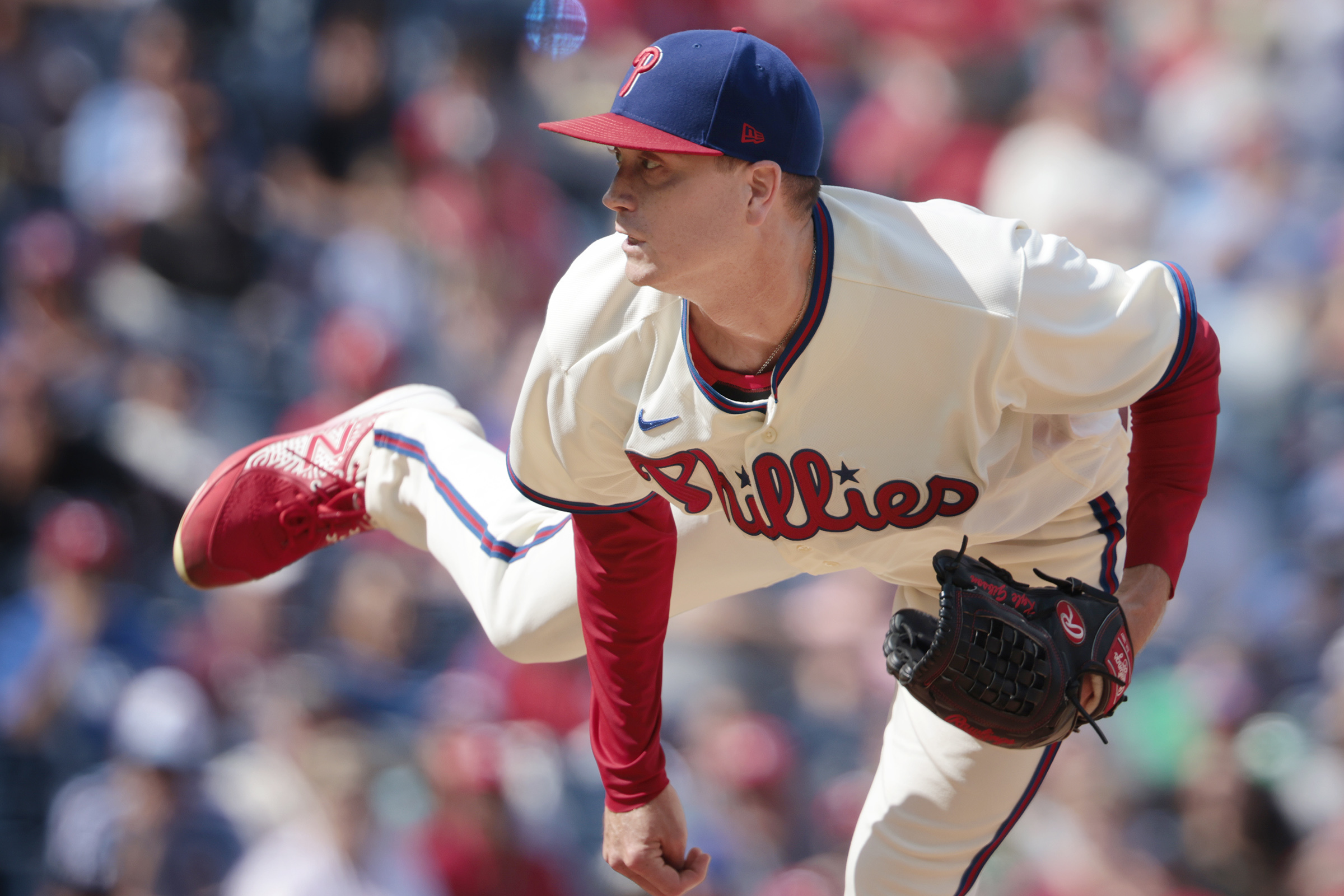 Phillies allow six runs in the eighth, lose 7-2 to rival Braves