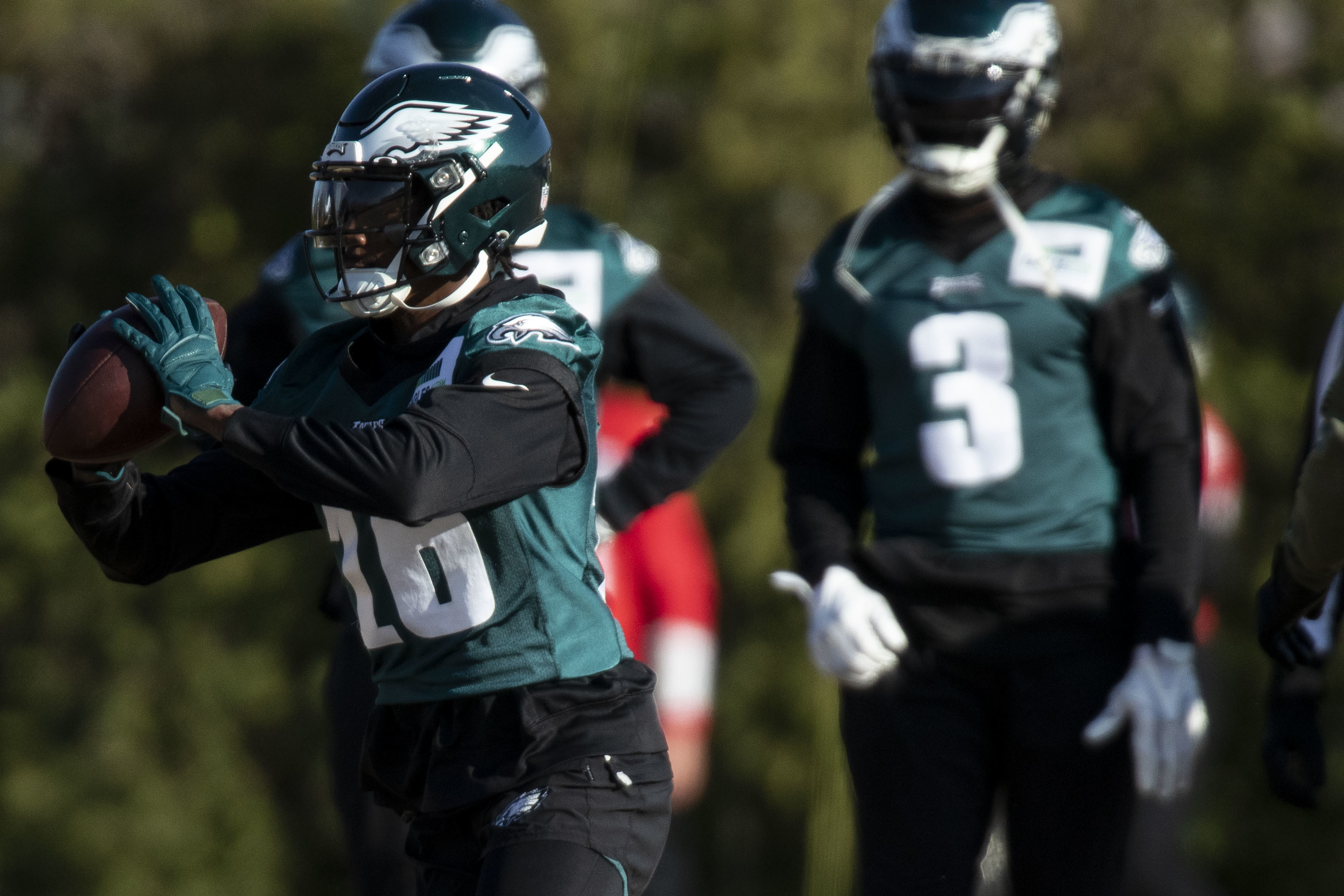 Eagles' Quez Watkins adjusting to a new role behind A.J. Brown