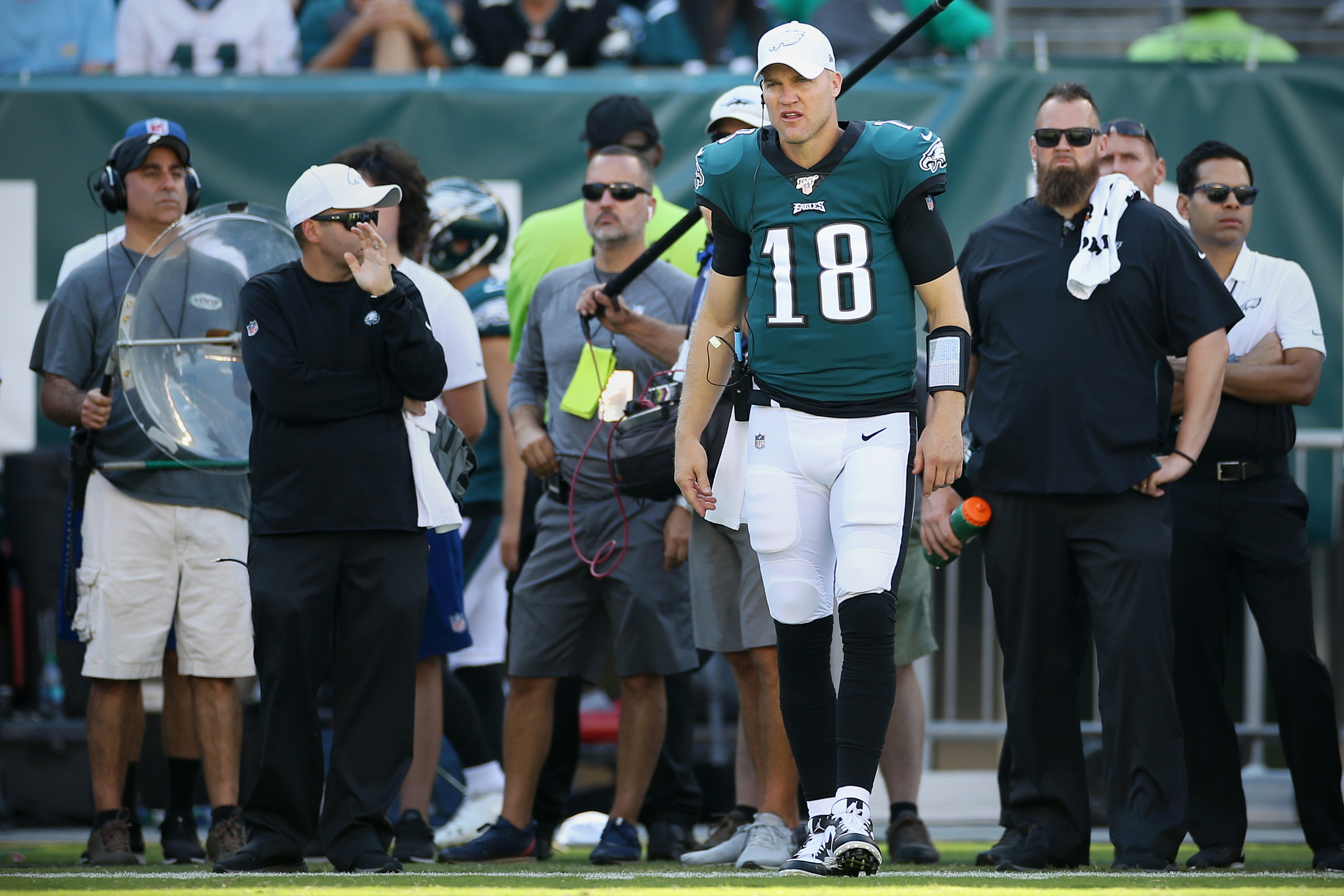 How Eagles' Josh McCown became oldest practice-squad player in NFL history  