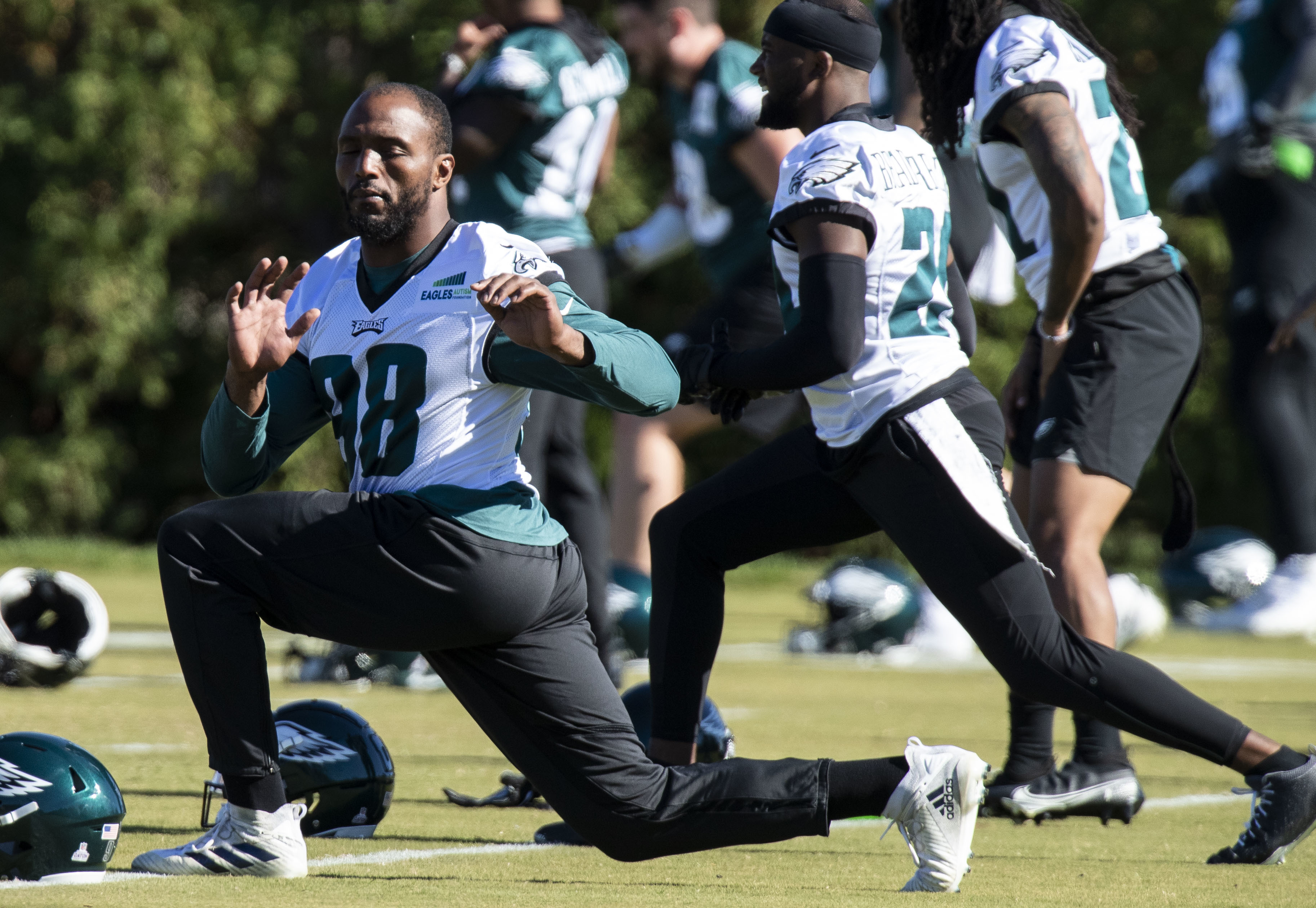 Robert Quinn Arrives as Final Piece of Eagles' Pass-Rushing Puzzle