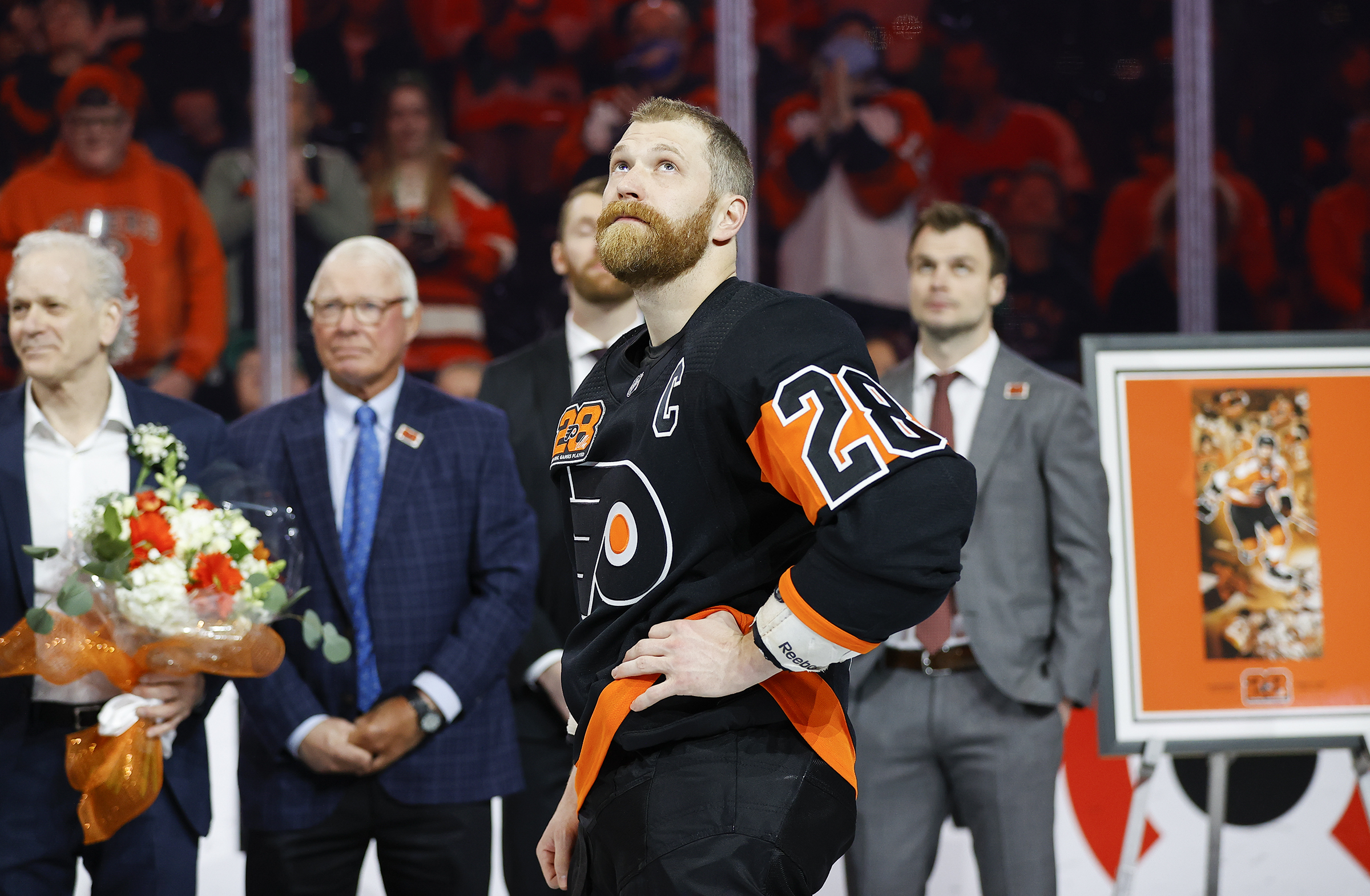 Ex-Flyers captain Claude Giroux gets 1,000th career NHL point - CBS  Philadelphia