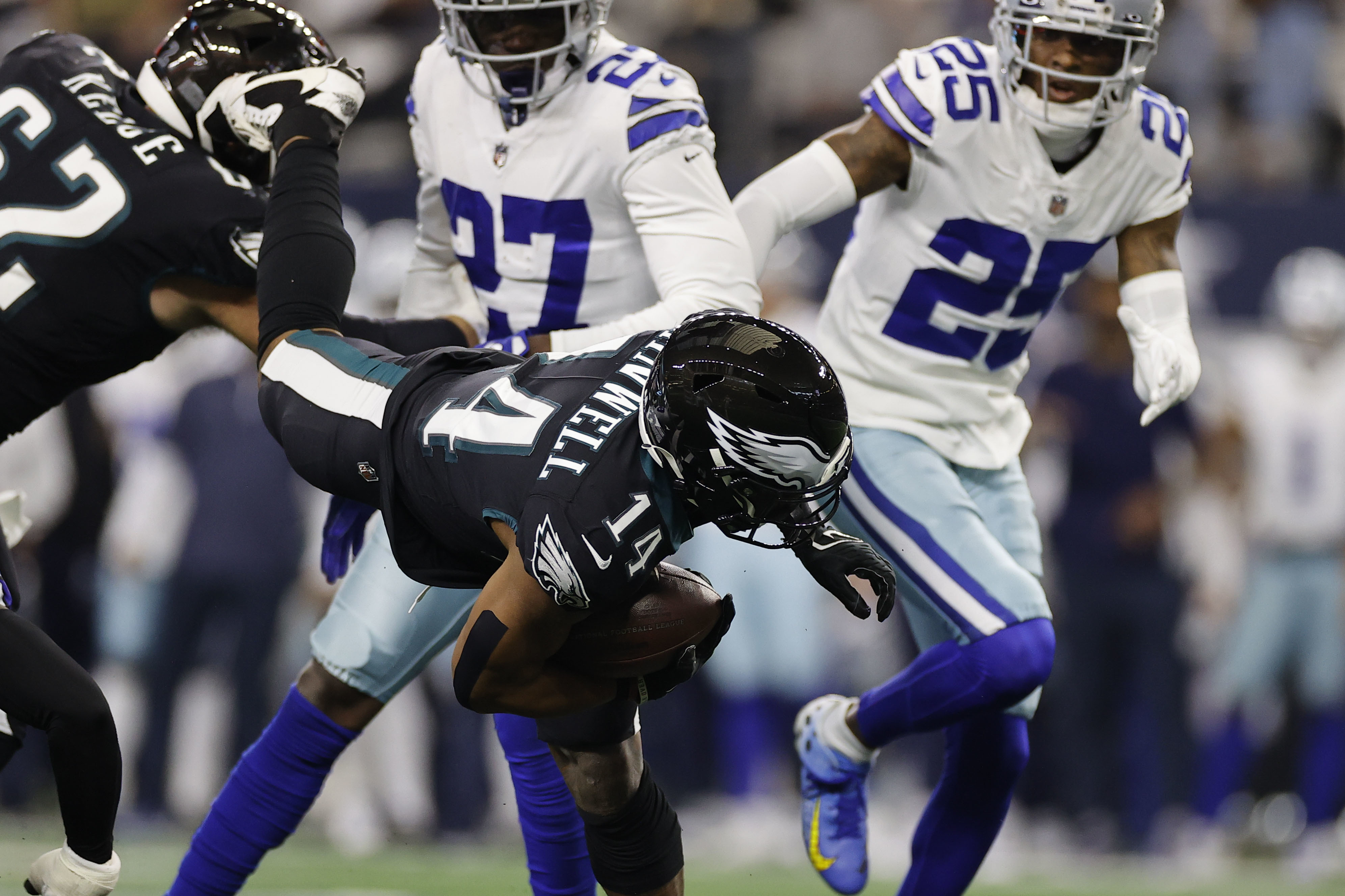 Cowboys' fate determined by turnovers in loss to Eagles: Decoding