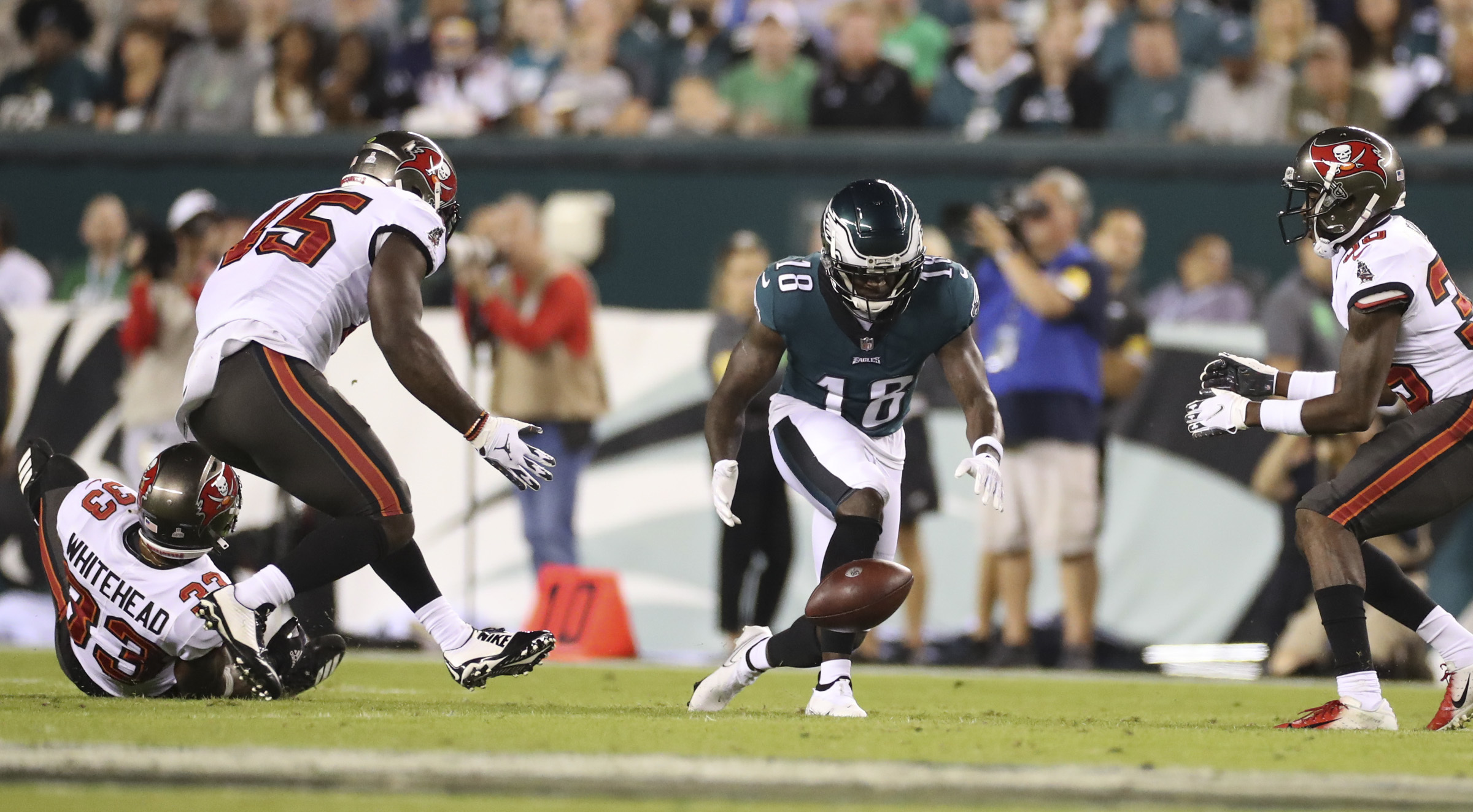 How Eagles' Jalen Hurts, Jordan Mailata kept each other focused after major  mistakes in win over Panthers 