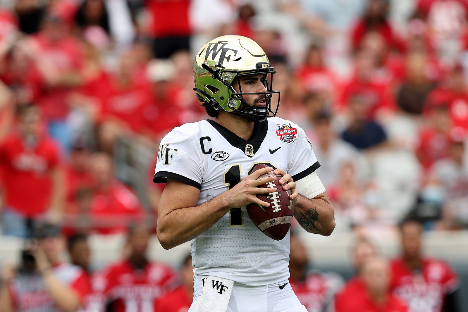 College football weekend schedule: Notre Dame, USC open Week 0