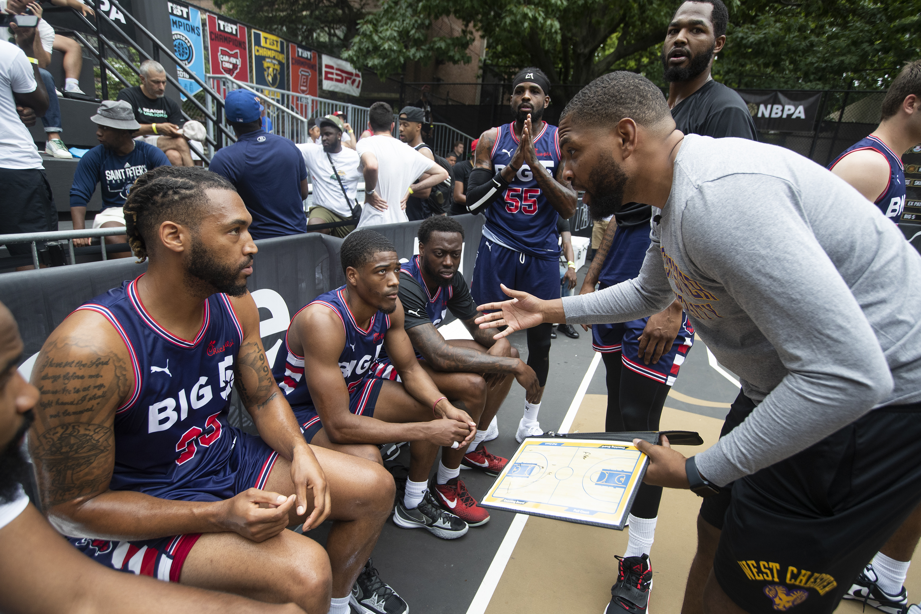 Rained out at New York's Rucker Park, Big 5 alumni win resumed game in  Bronx gym