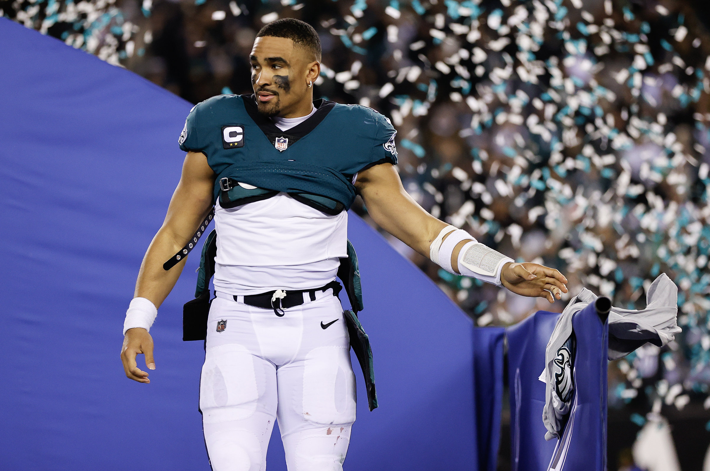 Super Bowl-bound Eagles are built around QB Jalen Hurts - Hawaii