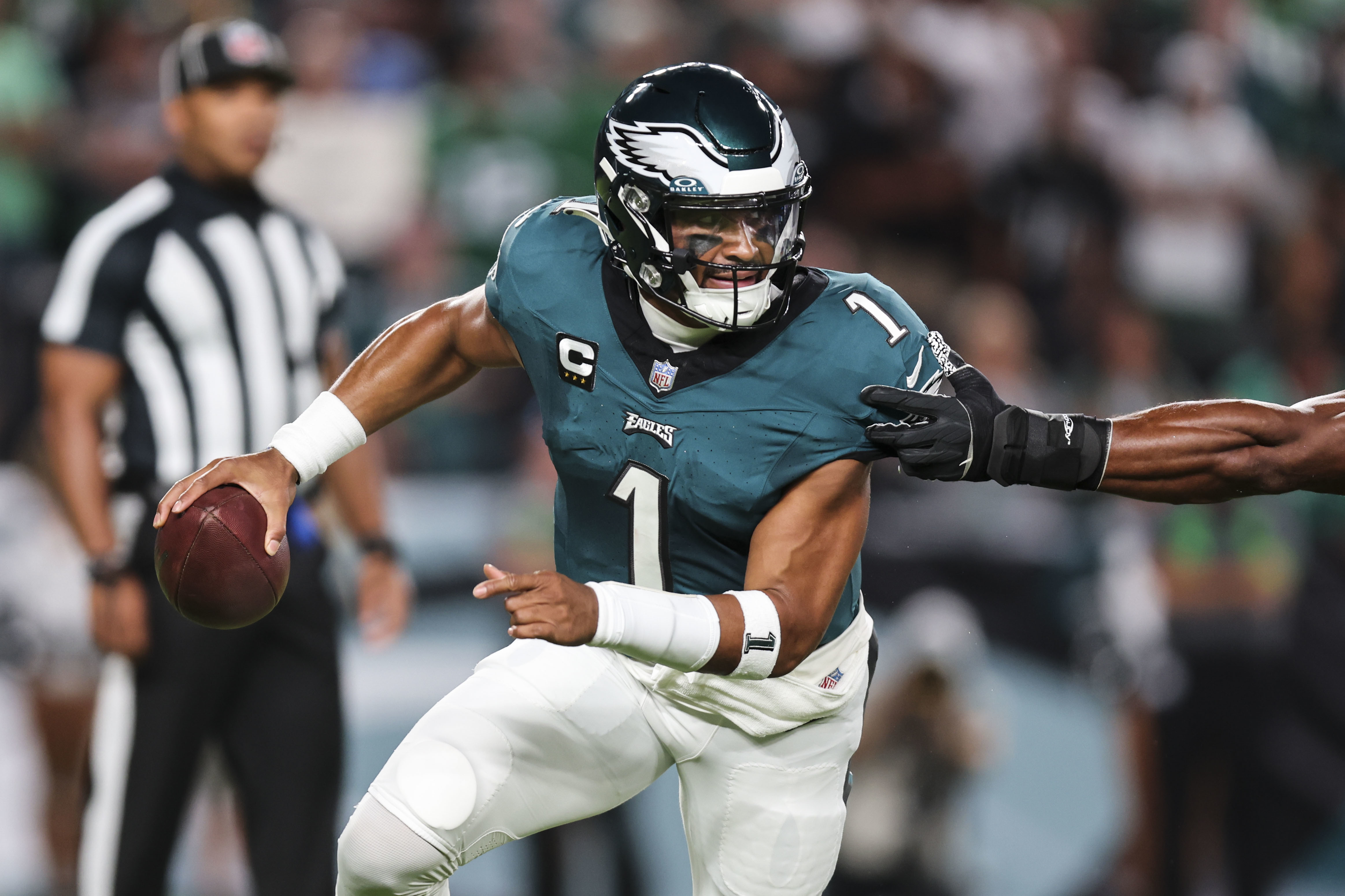 Bill Belichick on game plan to prepare for Eagles' Jalen Hurts: 'Nobody has  anybody that can mimic him' 