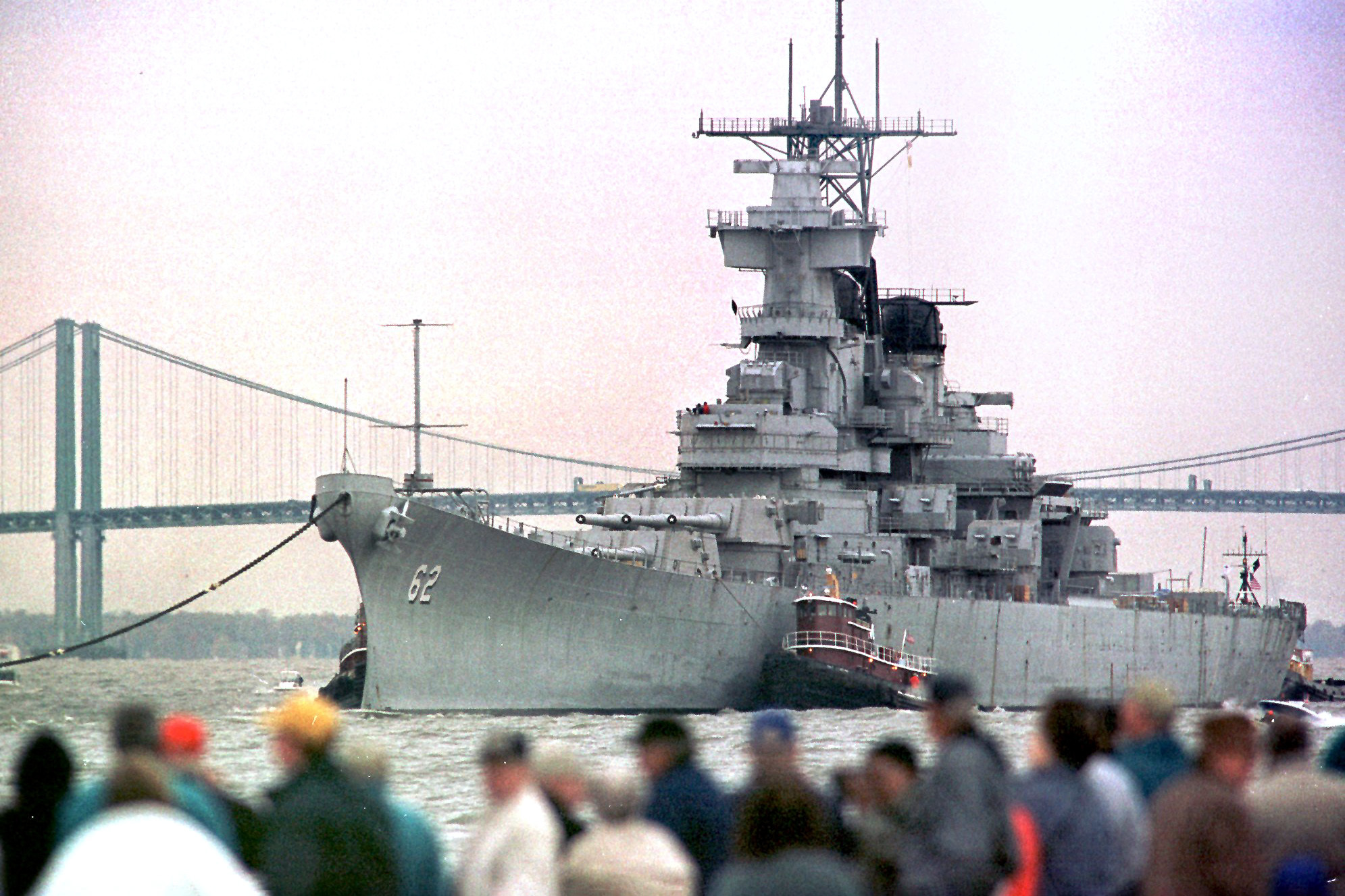 Battleship New Jersey docks in Paulsboro to prepare for repairs