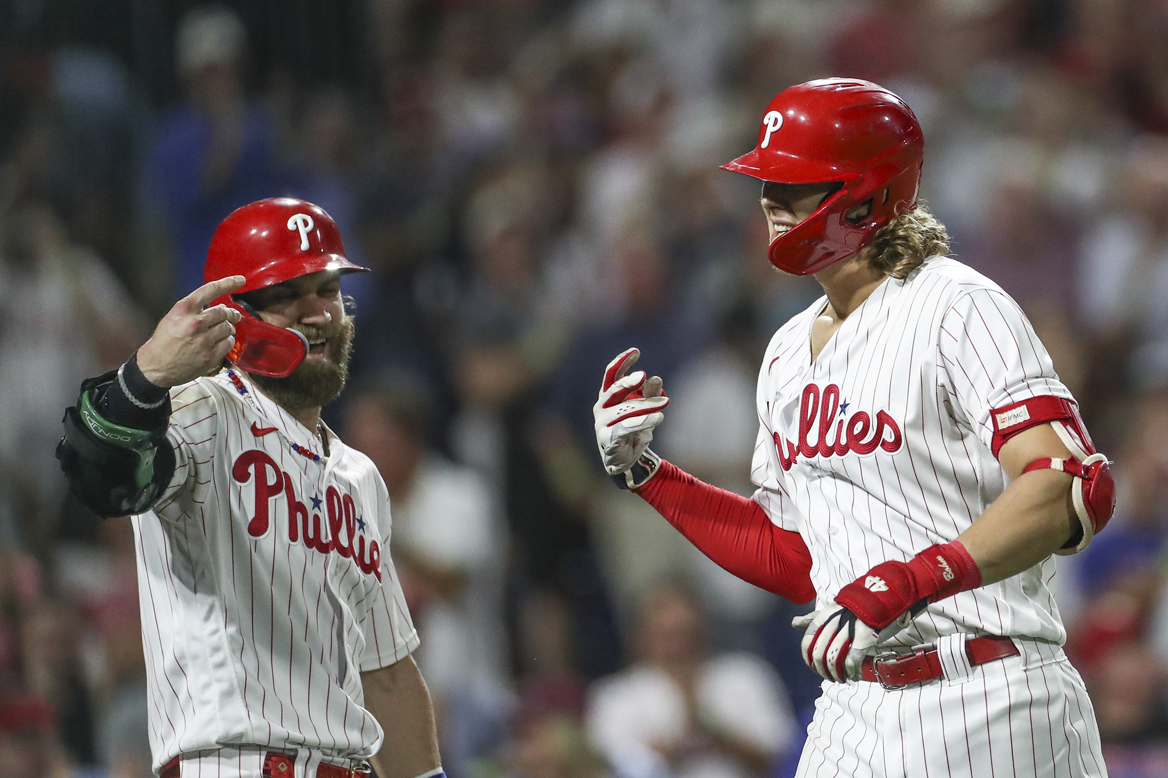 Is the sell-off canceled? Cubs reach .500 by rolling past Cardinals