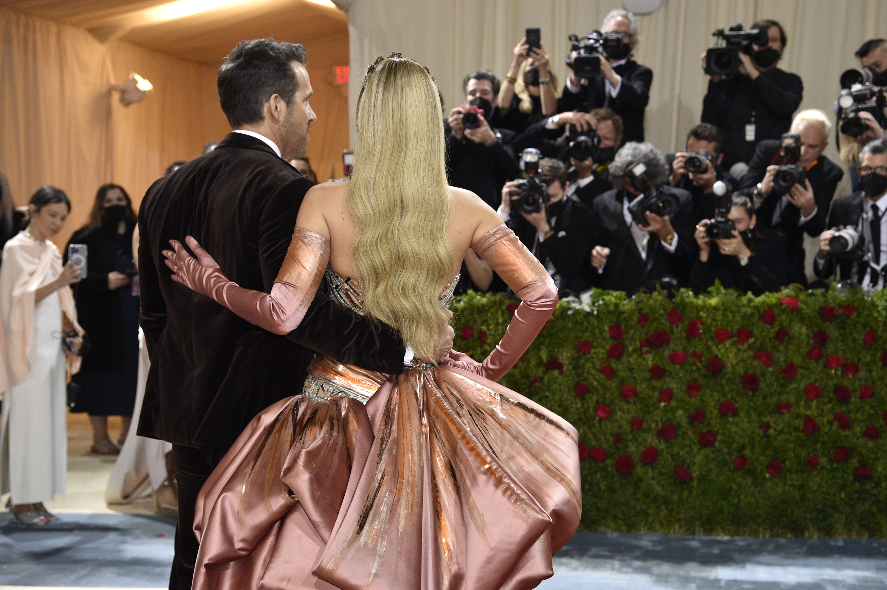 Met Gala 2023: Celebrities Who Nailed the Karl Lagerfeld Theme