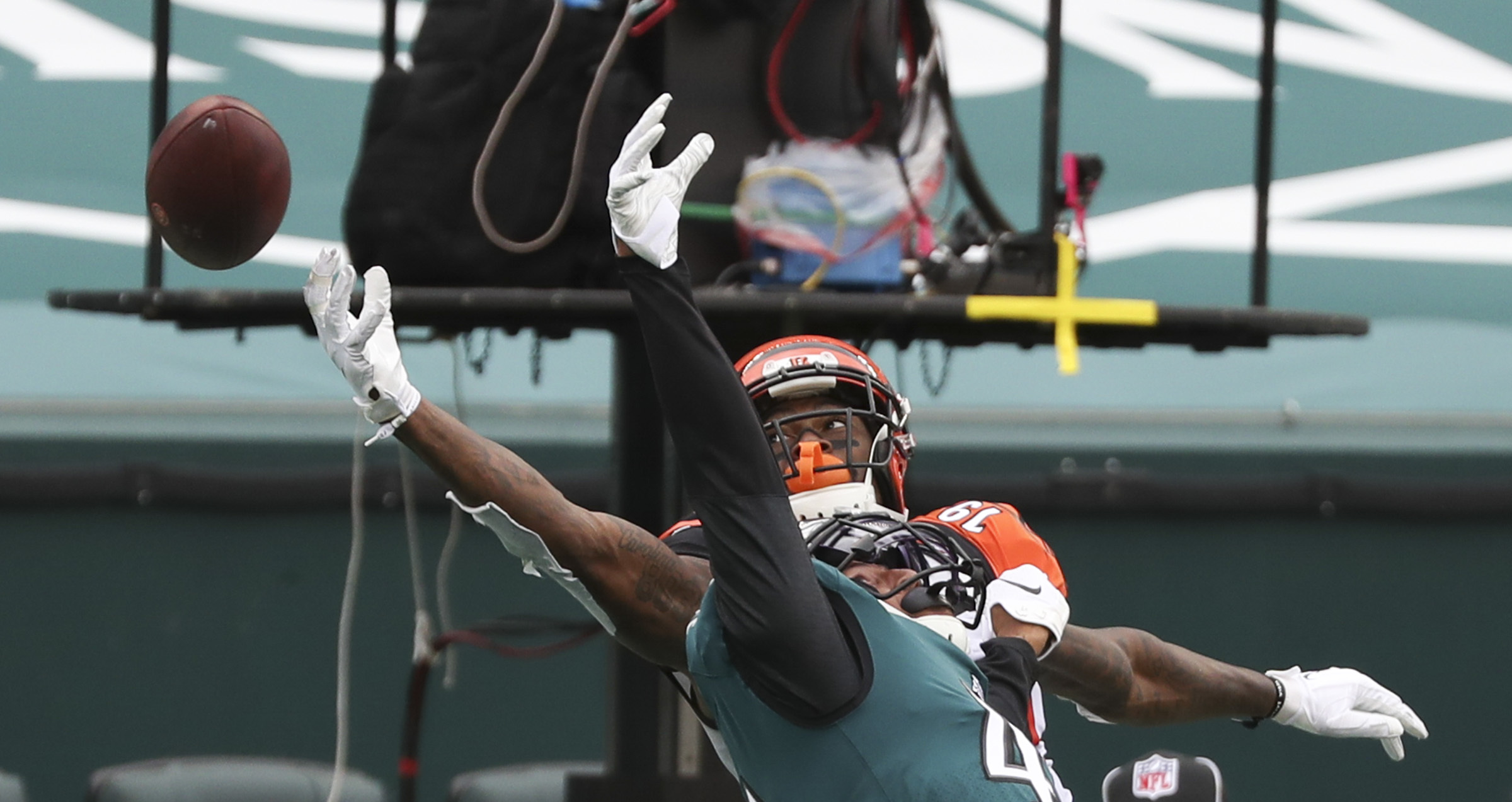 Cincinnati Bengals' studs and duds after Week 3 tie vs. Eagles