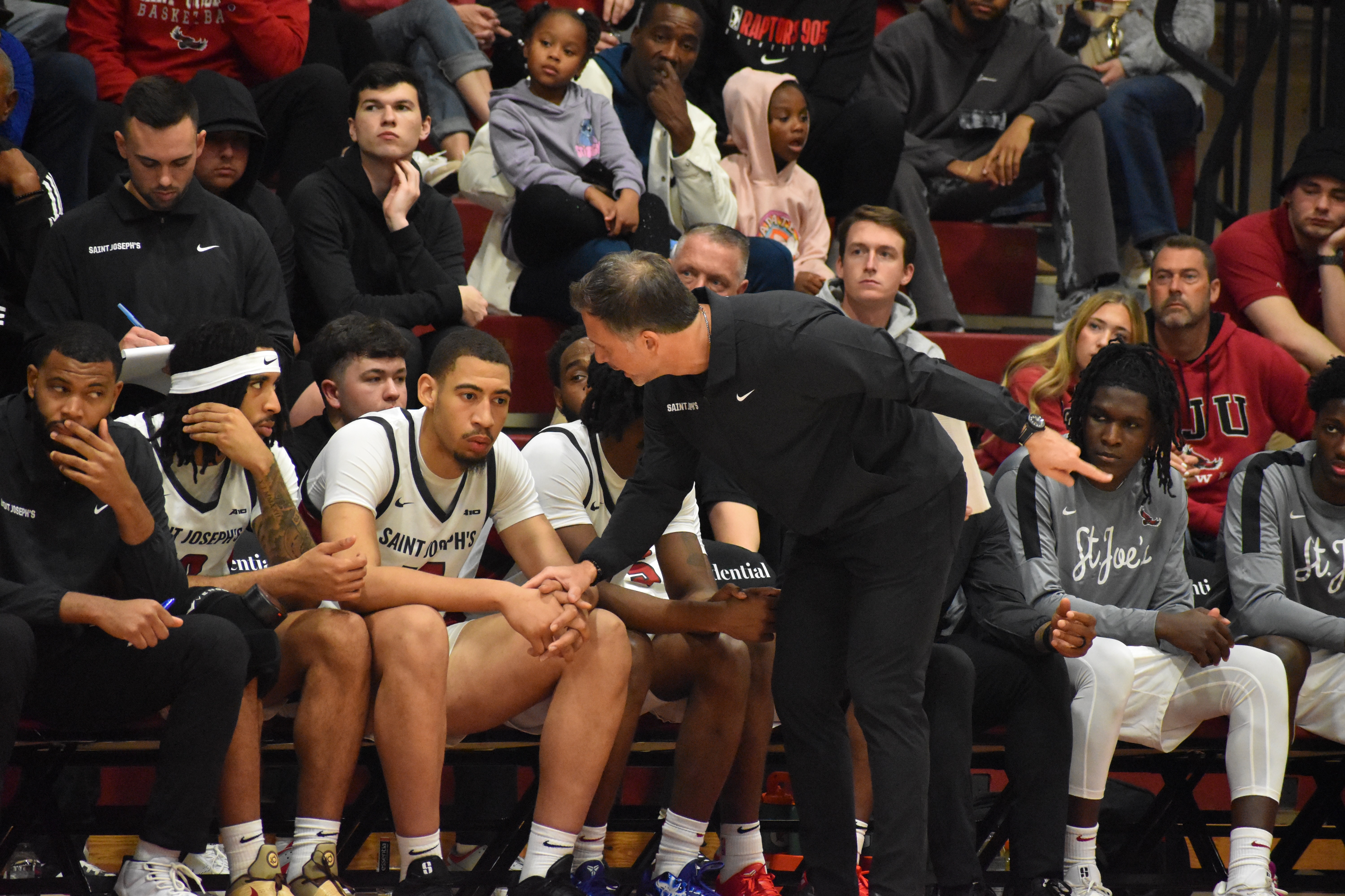 Billy Lange wanted his St. Joe's team to 'stand in uncomfort,' and