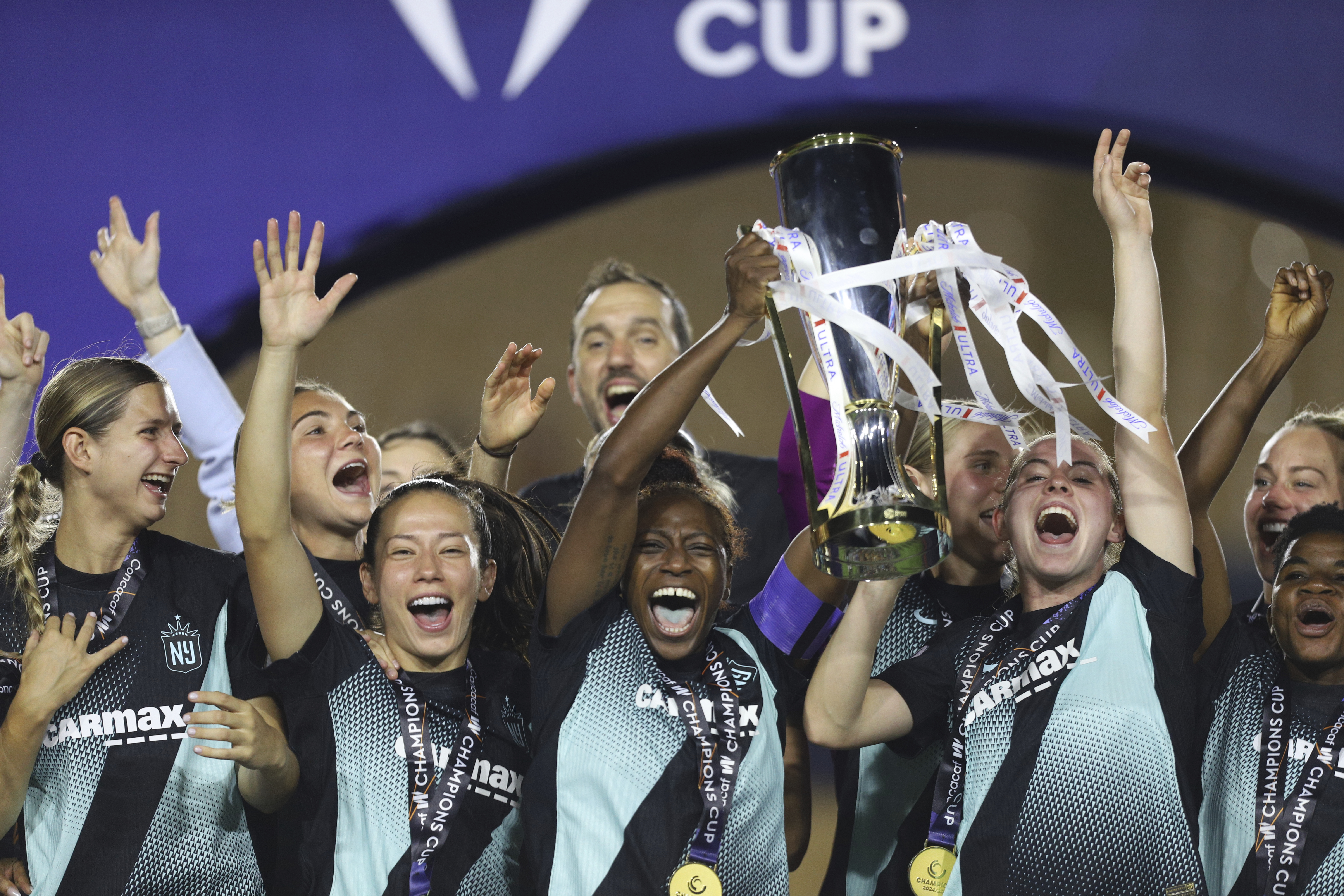 Gotham FC y Monterrey protagonizan intenso duelo en la Concacaf W Champions Cup 2025