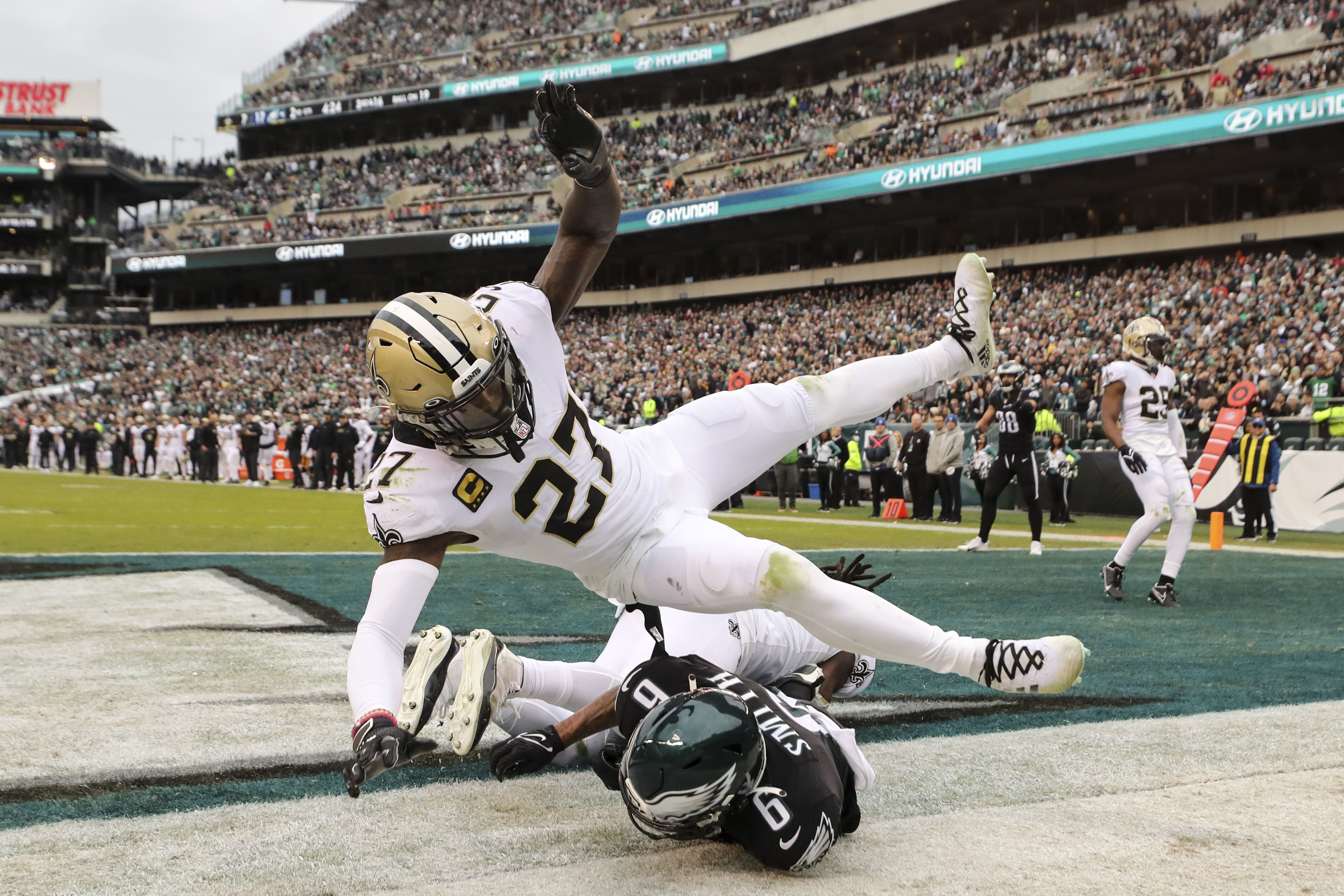 Mark Ingram ignites the Superdome crowd and gets a game ball in his happy  Saints return, Saints