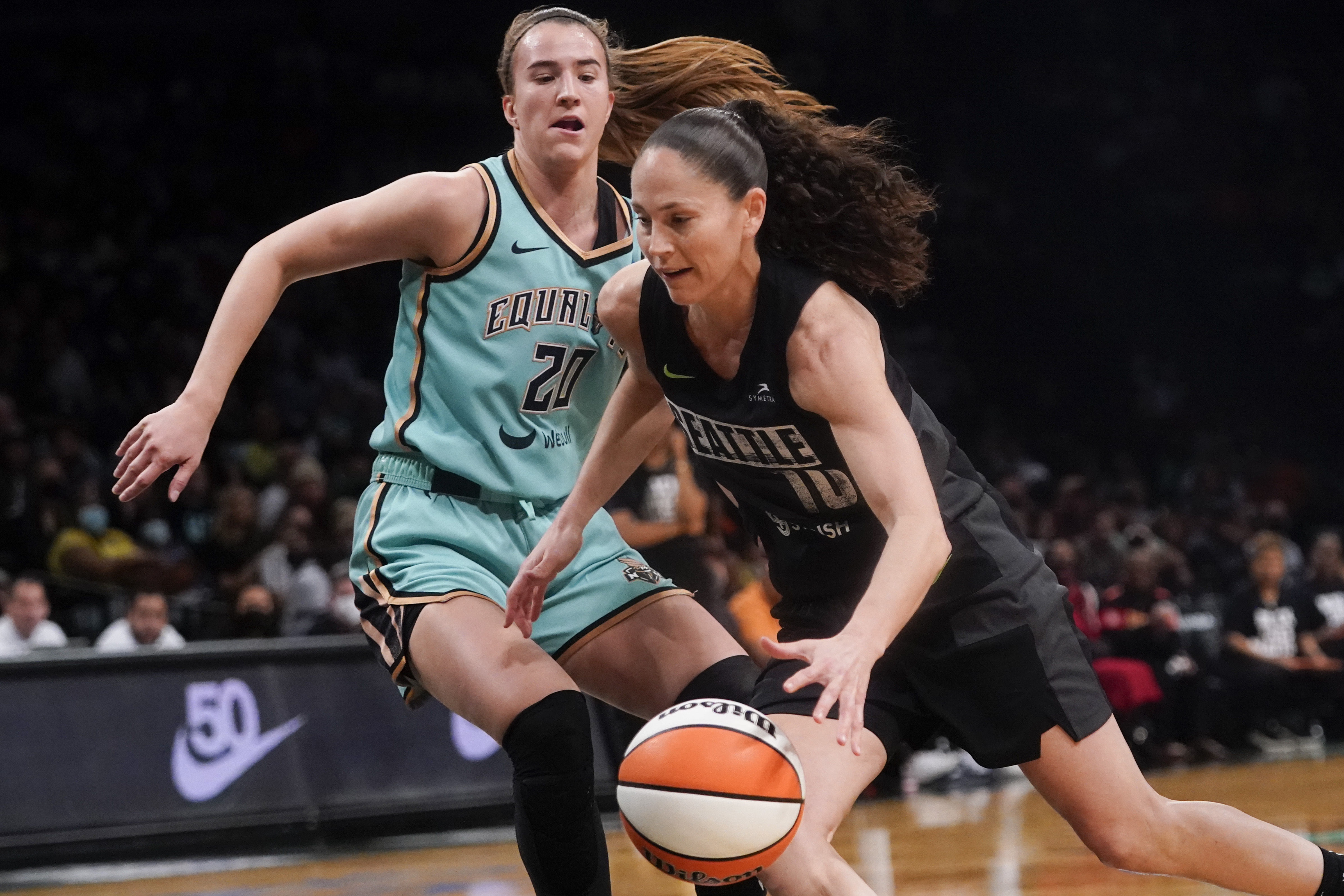 Megan Rapinoe Celebrates Sue Bird at Her Jersey Retirement