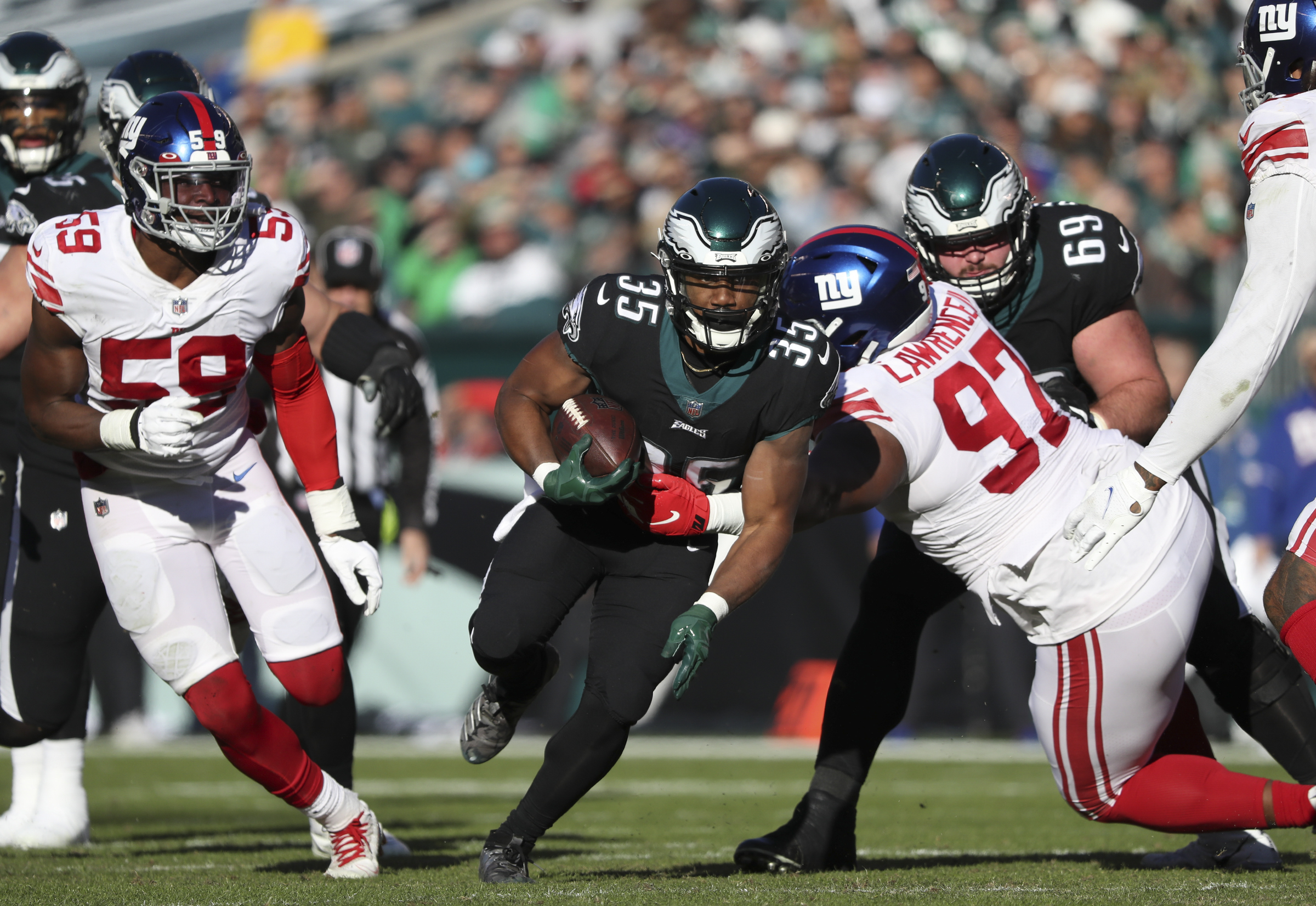 Giants in reach of division lead after win over Eagles – Hartford Courant