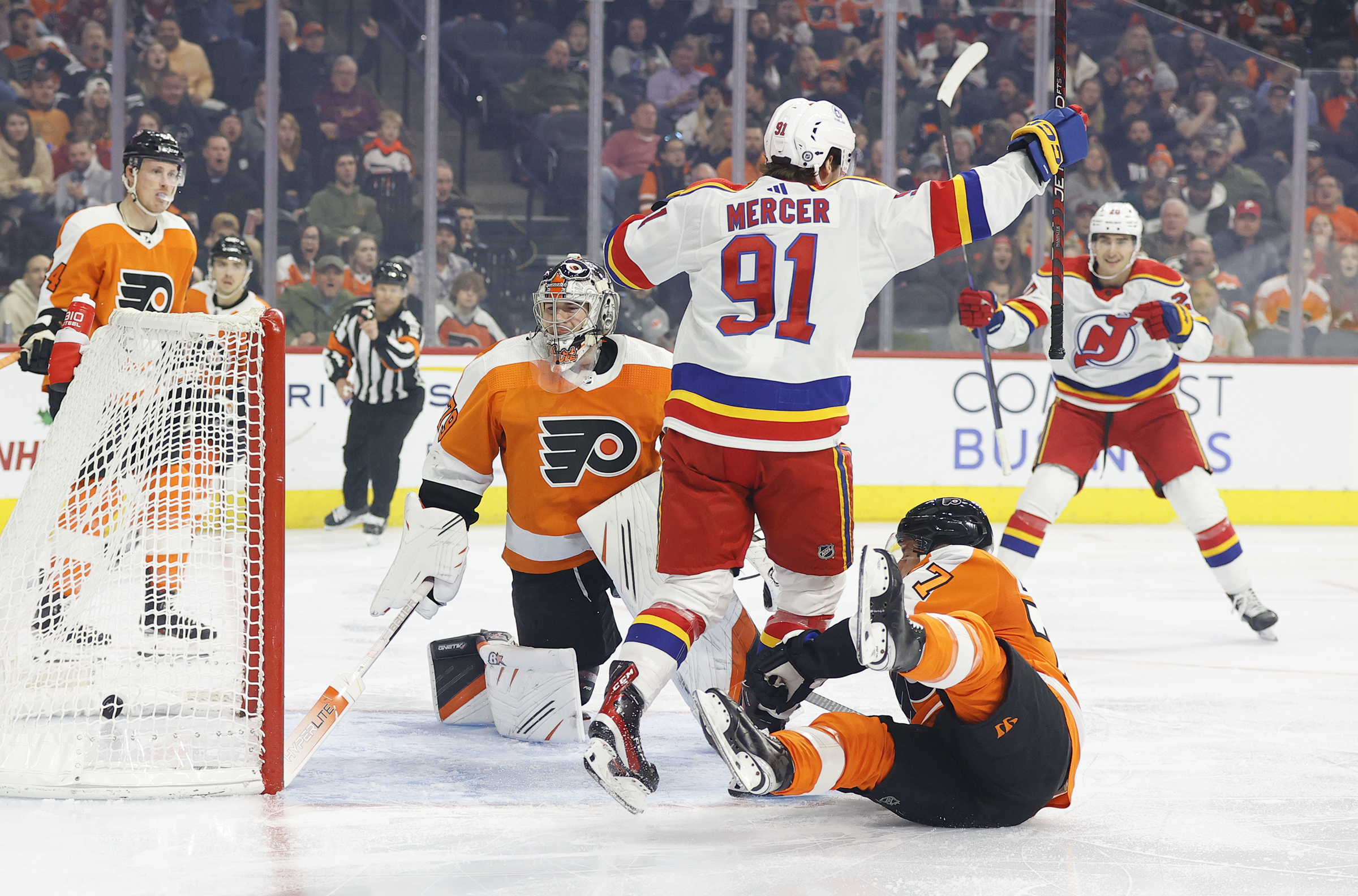 Mercer extends goal streak to 6 games, Devils roll Flyers National News -  Bally Sports