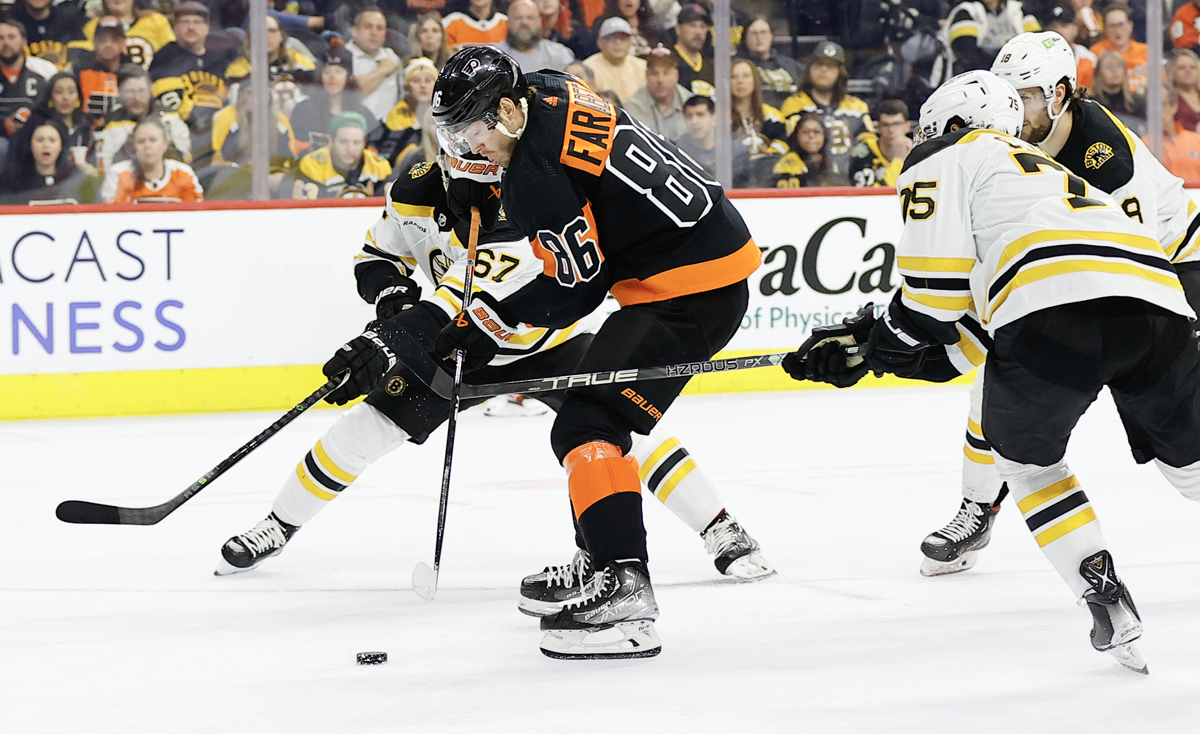 NHL Daily: Flyers on Nice Run, Boston Bruins on Record Pace