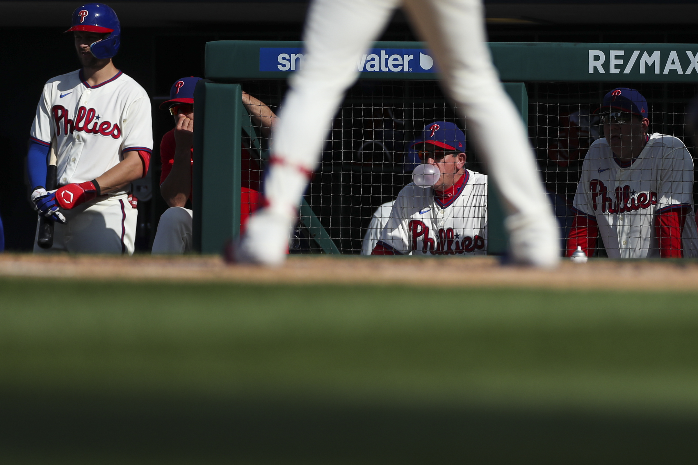 Luck's on the Phillies' side in a 10-inning victory over the Blue