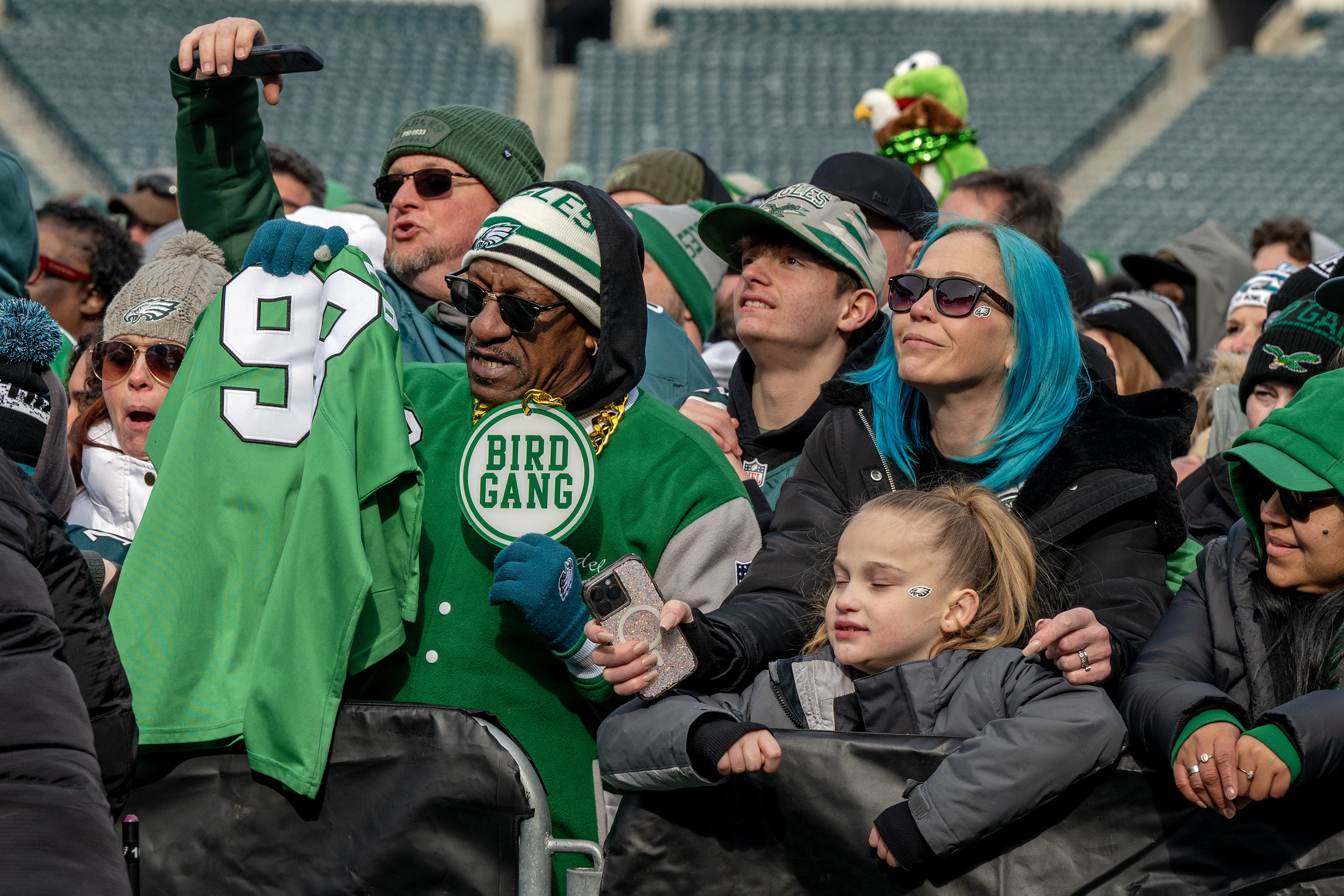 Eagles fans send team off to New Orleans Super Bowl against Chiefs