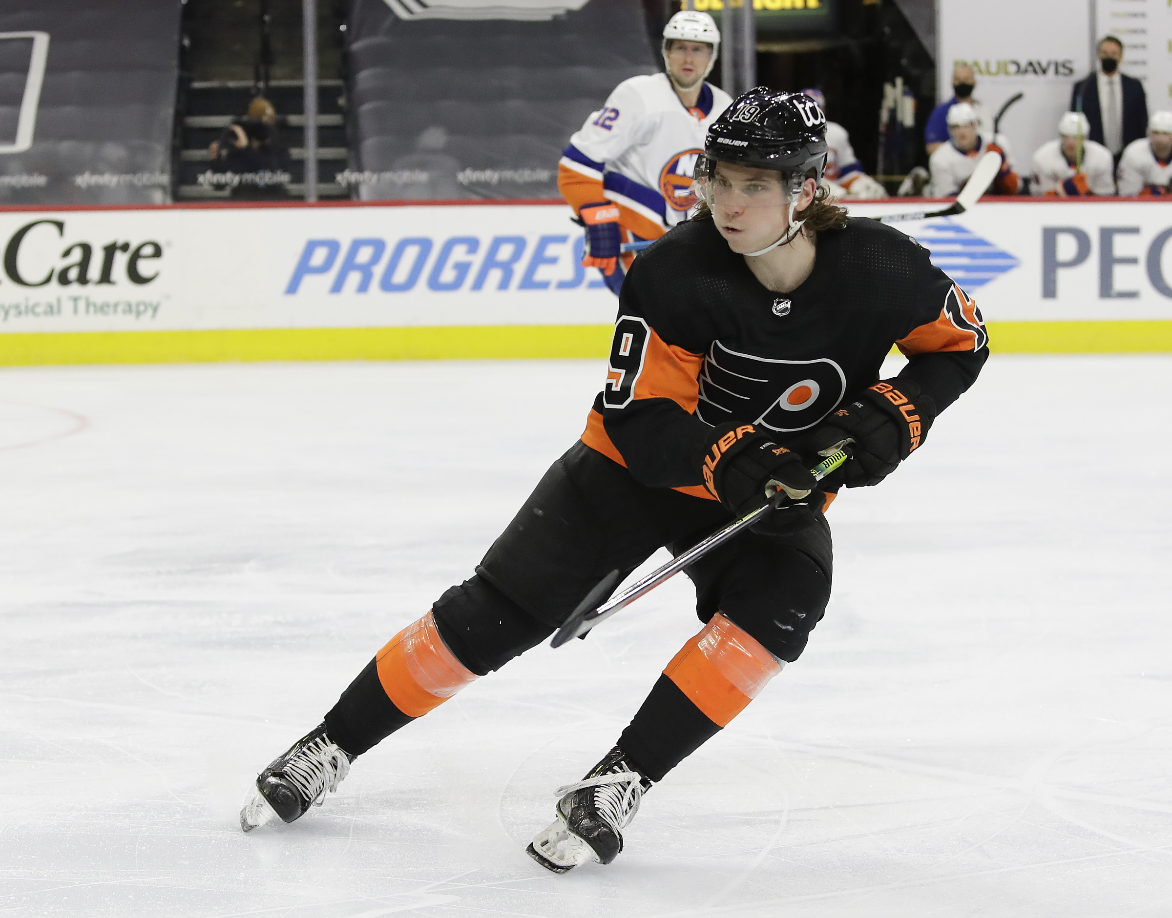 Nolan Patrick scores to highlight the Flyers' roster-deciding scrimmage