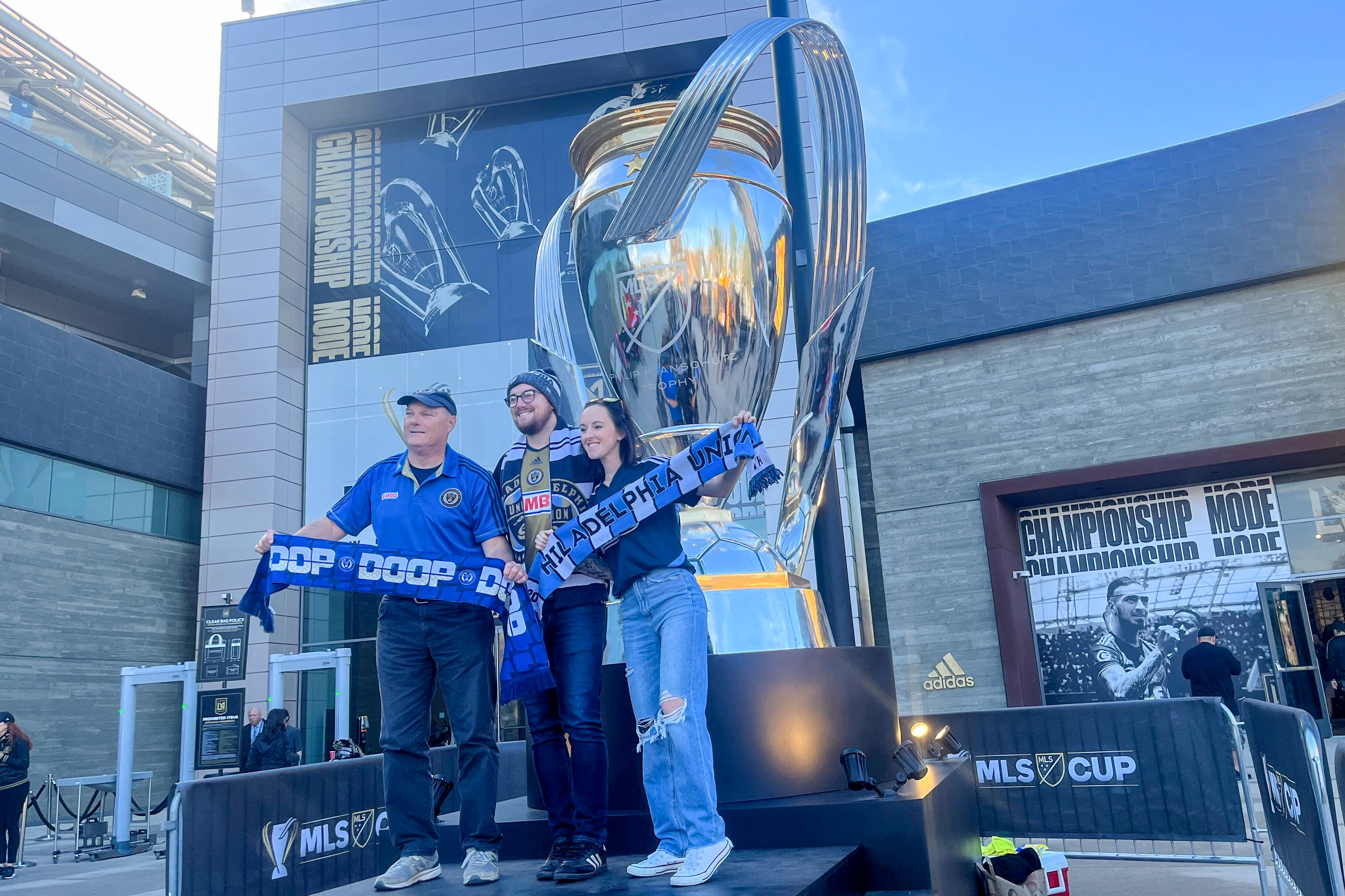 LAFC substitute goalie McCarthy breaks hearts of Union in MLS Cup