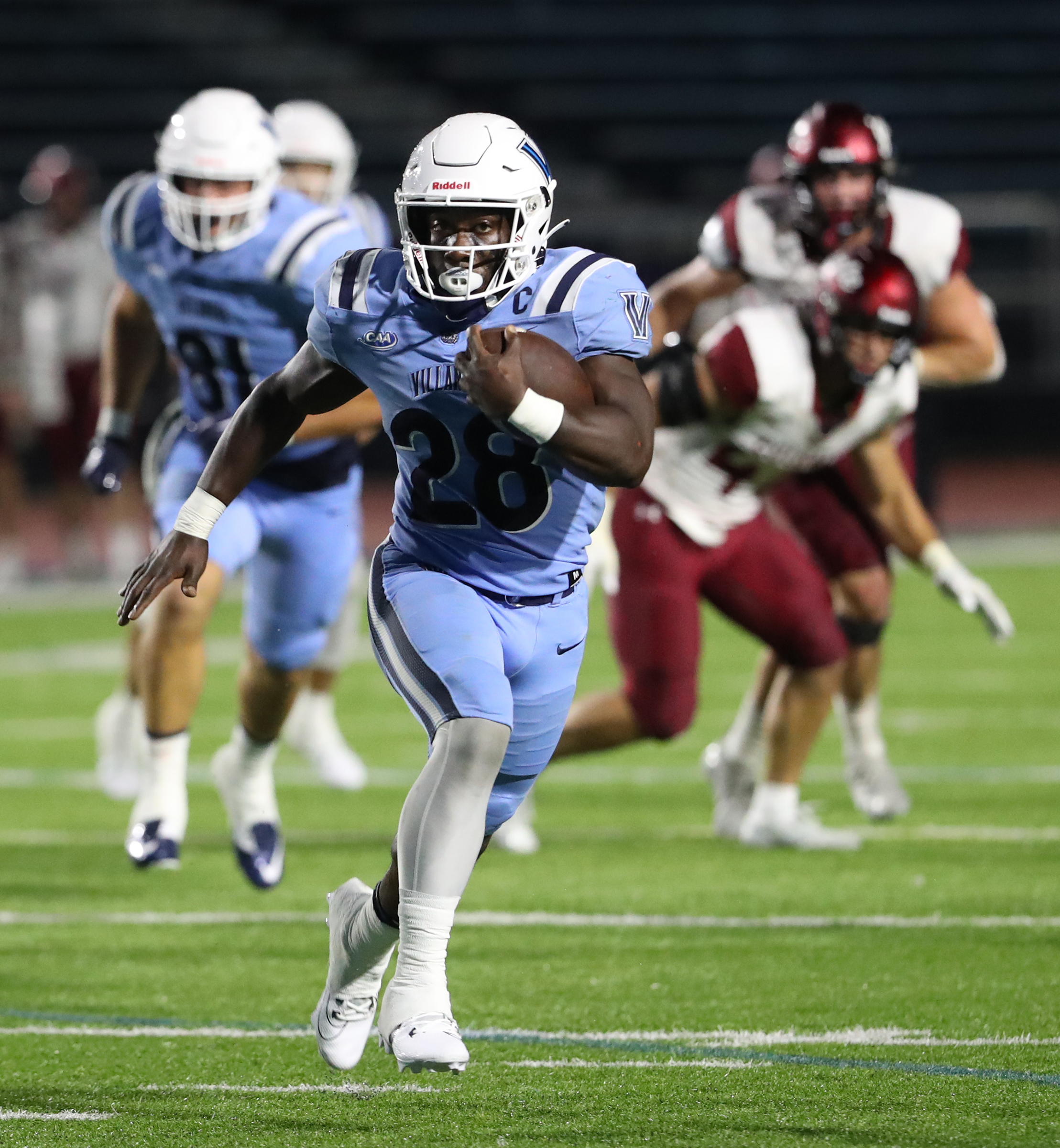 Villanova Wildcats beat Colgate Raiders, 42-19, amid rain delays