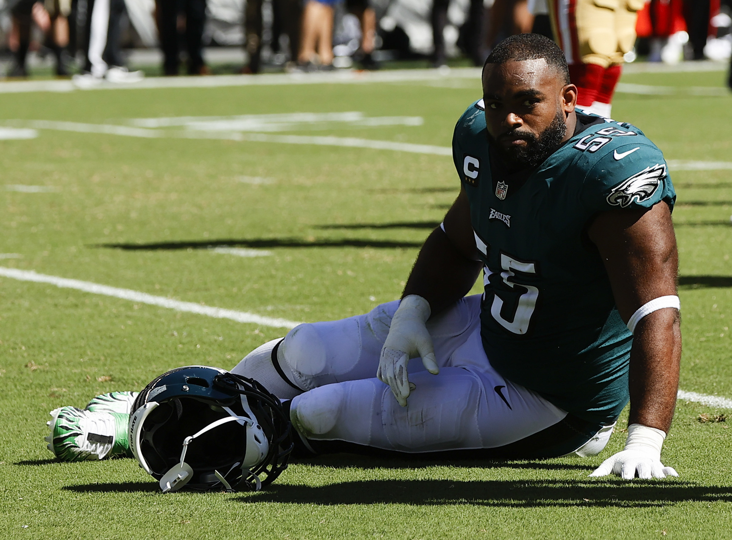 Philadelphia Eagles Brandon Graham DE 1-⭐CAPTAIN Crucial Catch