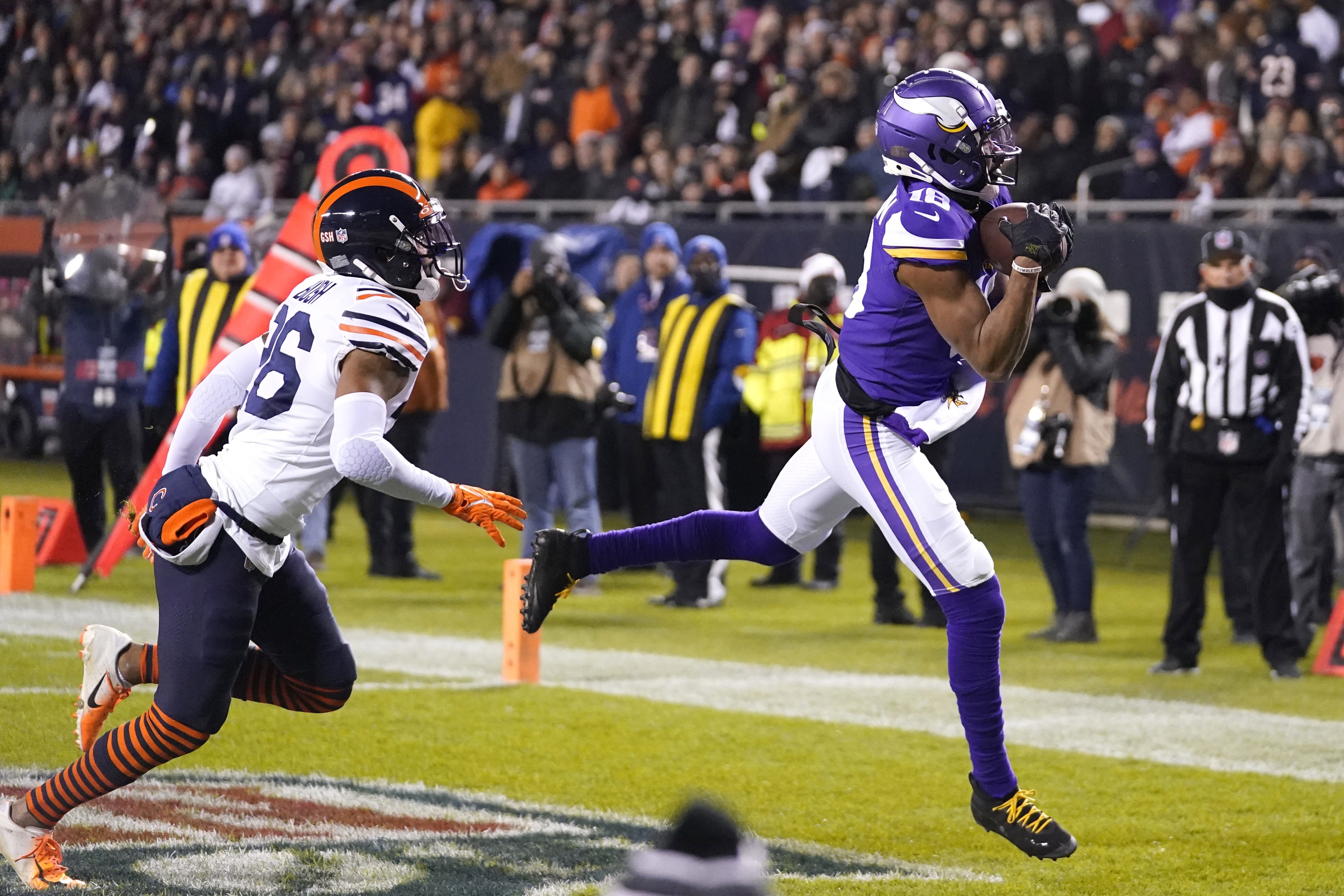 Justin Herbert Made Interesting NFL History vs. Broncos On Monday Night 
