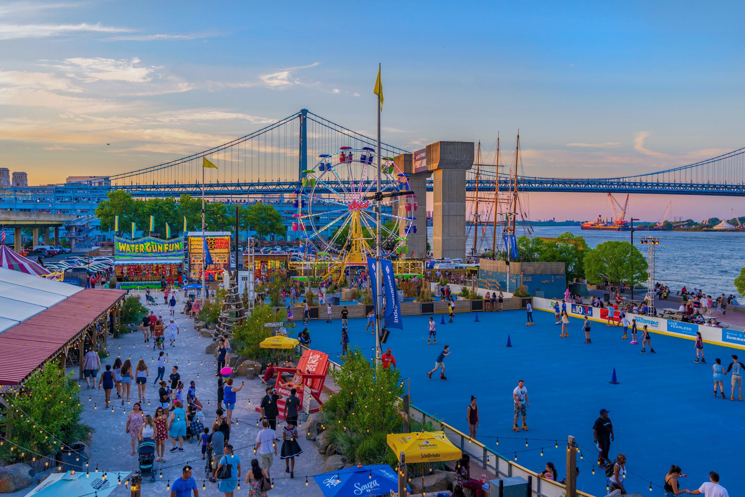 Blue Cross RiverRink Winterfest at Penn's Landing opens Nov. 24, 2023 –  NBC10 Philadelphia