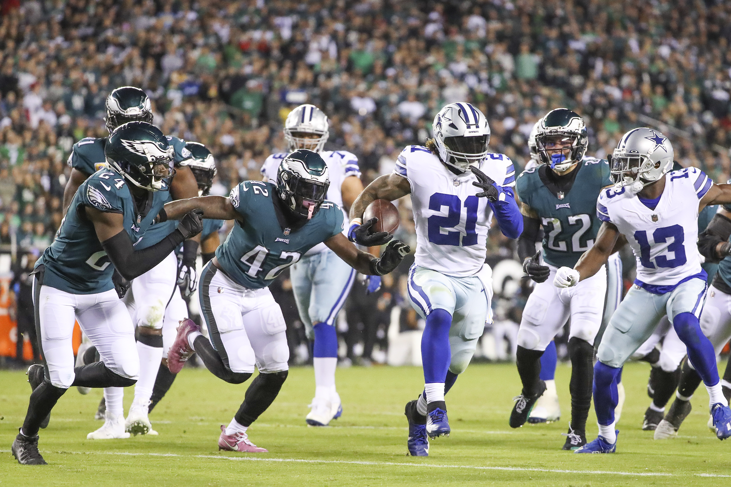 NFL on FOX - HOW 'BOUT THEM COWBOYS!? The Dallas Cowboys beat the  Philadelphia Eagles in Philly!!