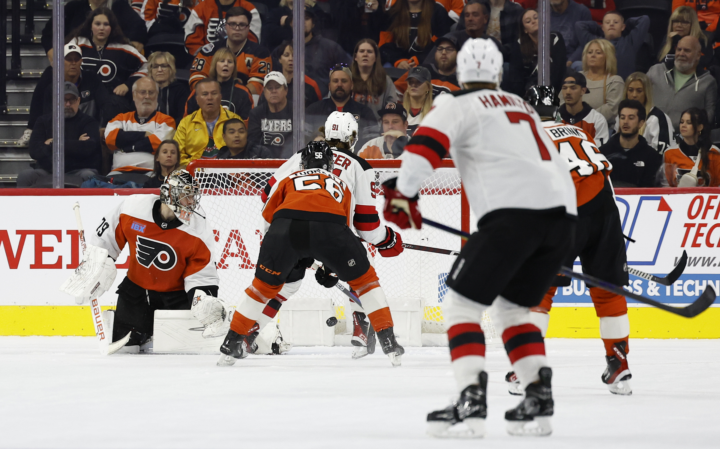 Flyers got their first look at goaltender Carter Hart in overtime loss to  New Jersey