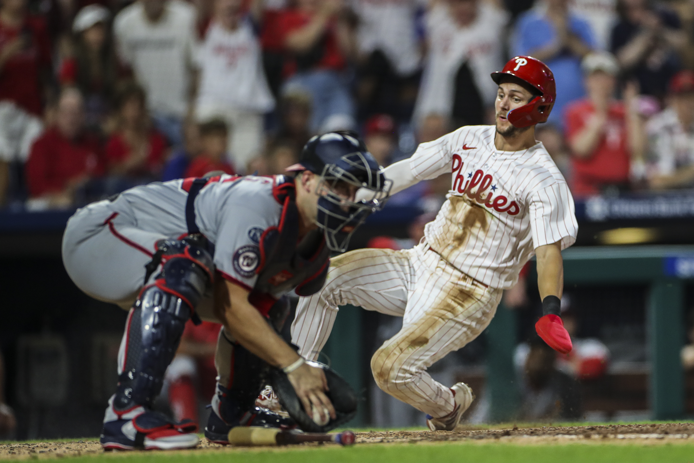 Instant observations: Bryce Harper hits two homers, Phillies one win from  closing out Braves