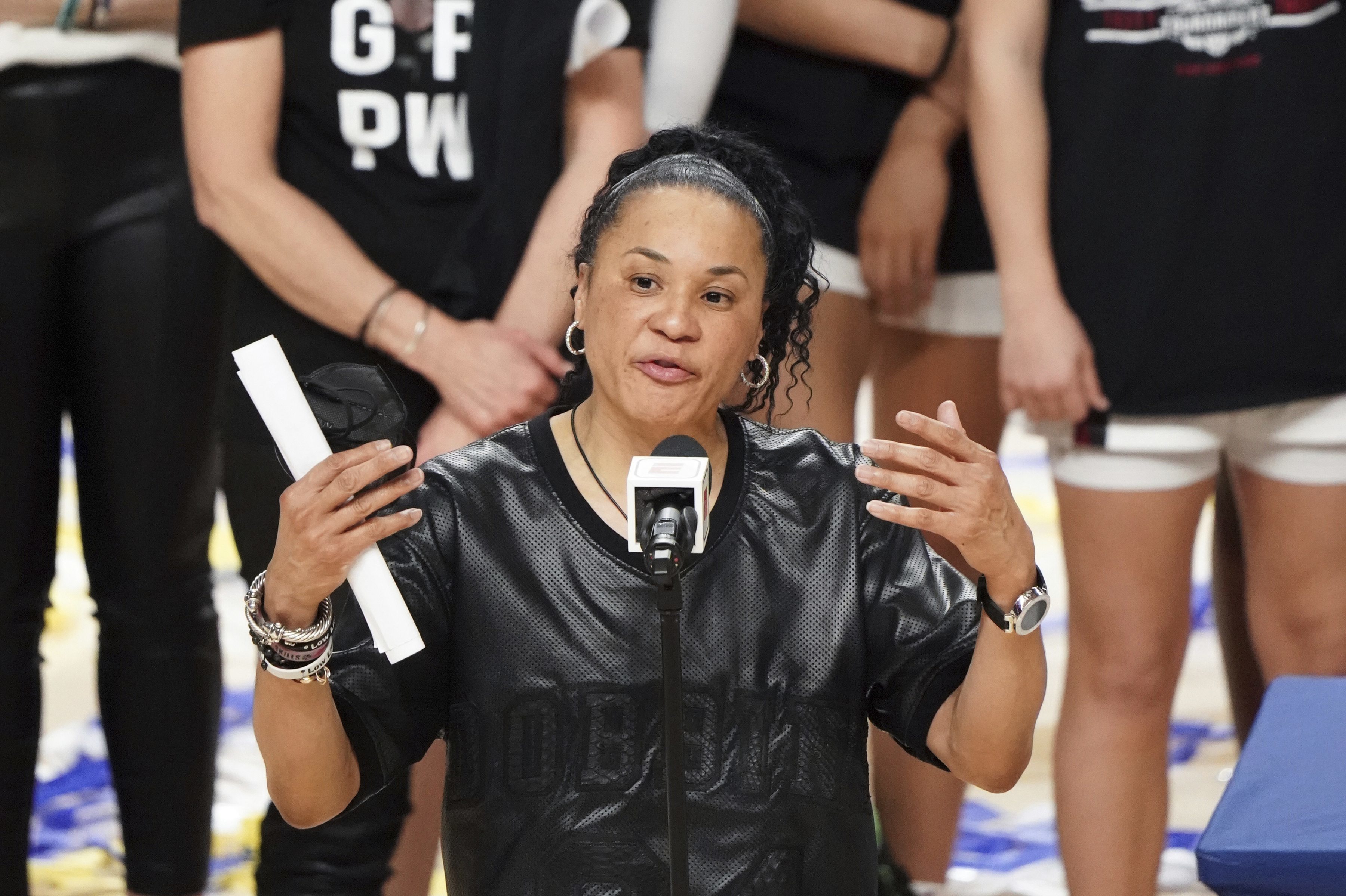 Dawn Staley, UofSC officials address $22.4 million contract deal