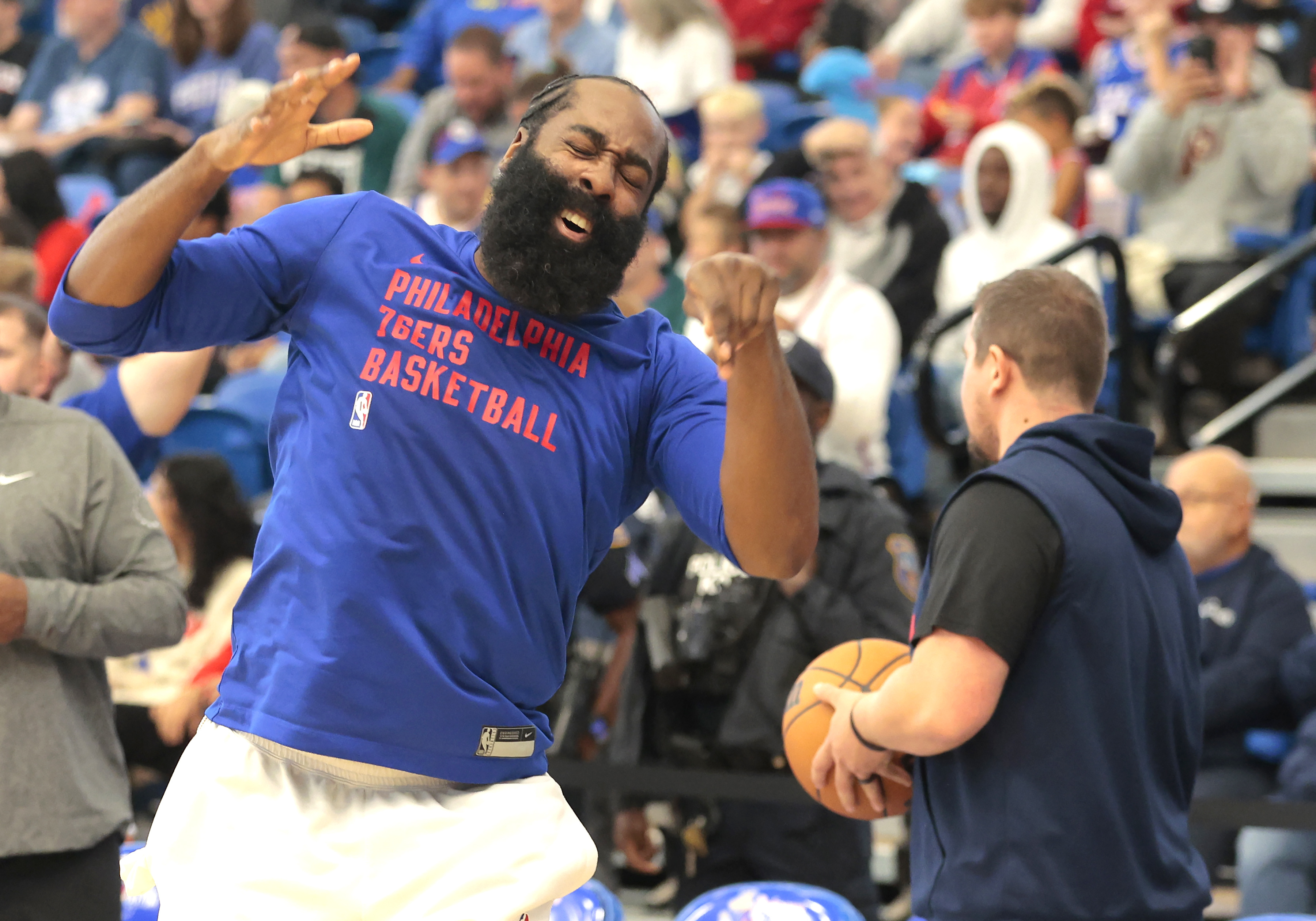 Harden skips practice; Phillies gearing up for NLCS Game 3 vs. D'Backs