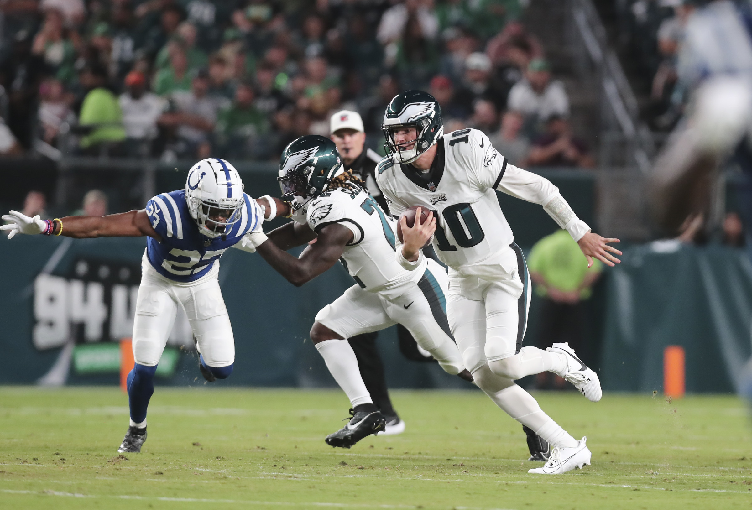 Marcus Mariota makes Eagles preseason debut