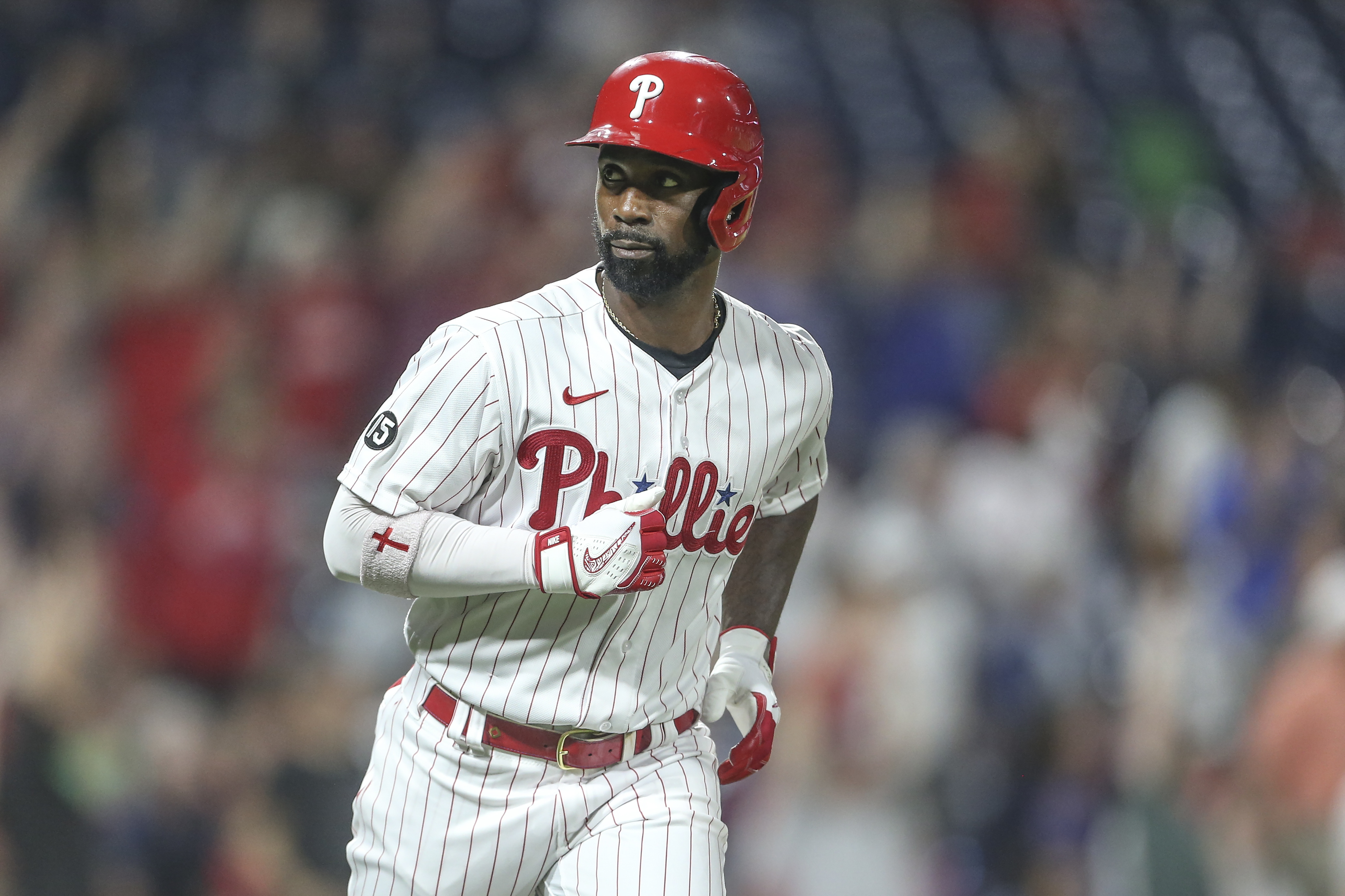 Phillies' Andrew McCutchen has torn ACL, will miss rest of season
