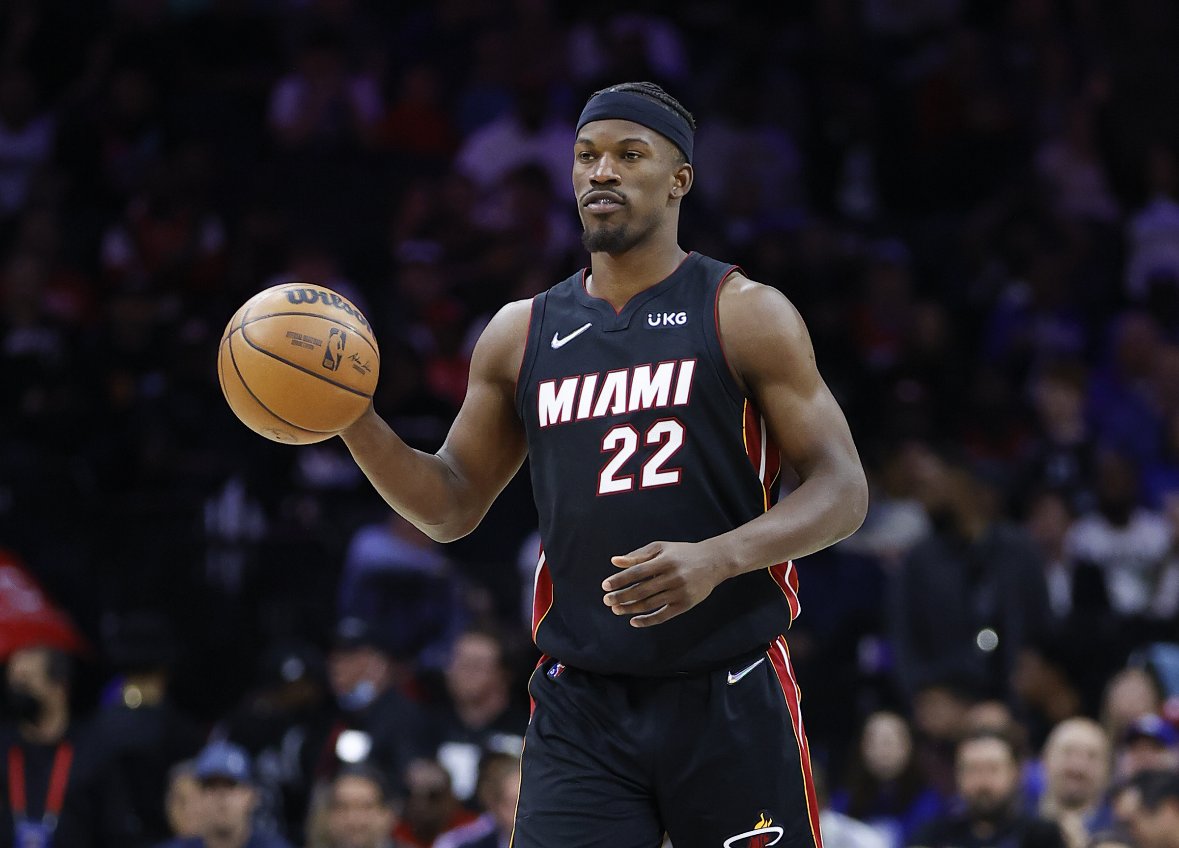 F**k yo mask! - Jimmy Butler with no mercy for masked Joel Embiid as Miami  Heat slip up in Game 3 vs Philadelphia 76ers