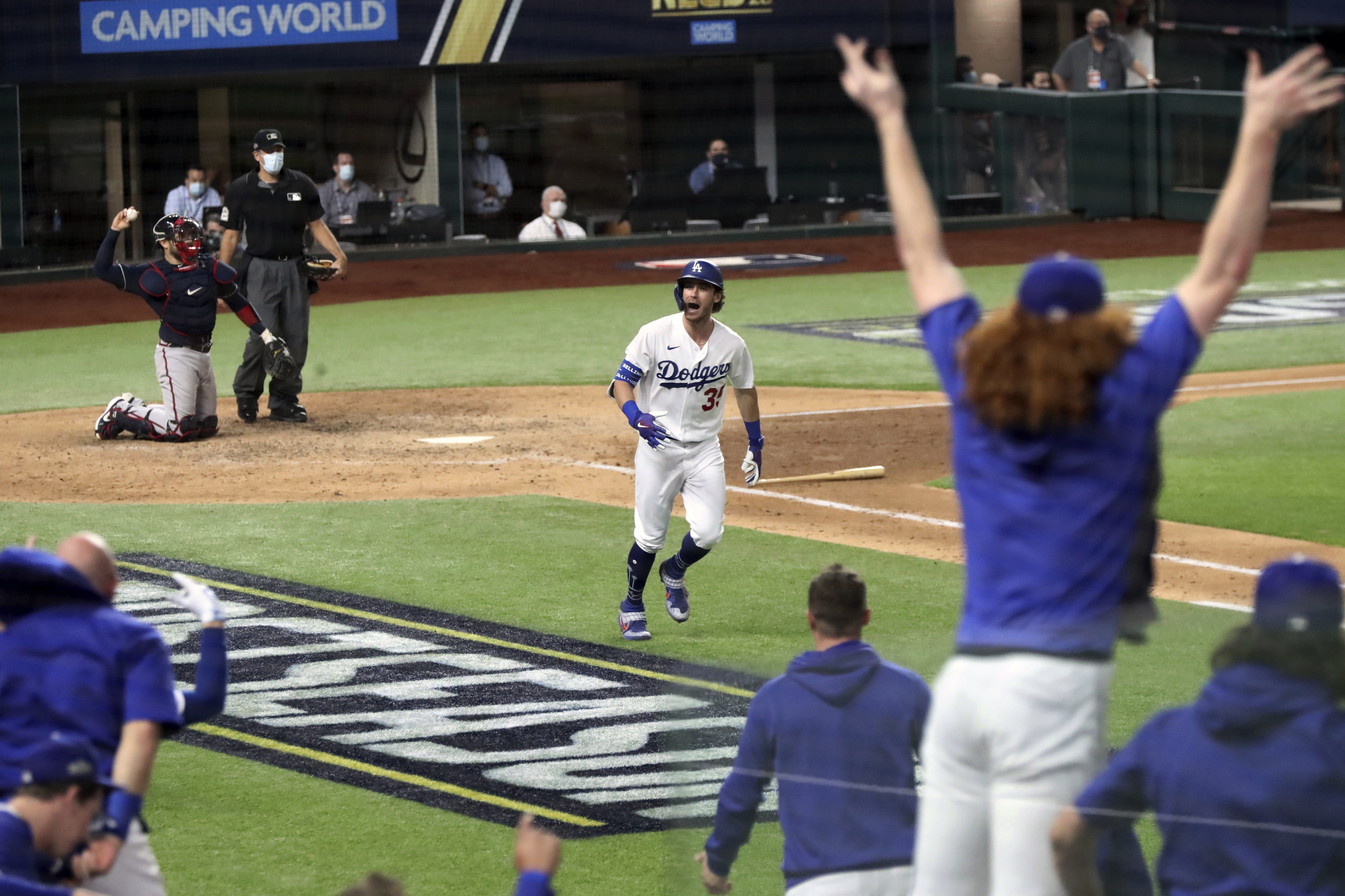 Cody Bellinger LAUNCHES 2-run homer to put Dodgers on the board in World  Series Game 1 vs. Rays! 