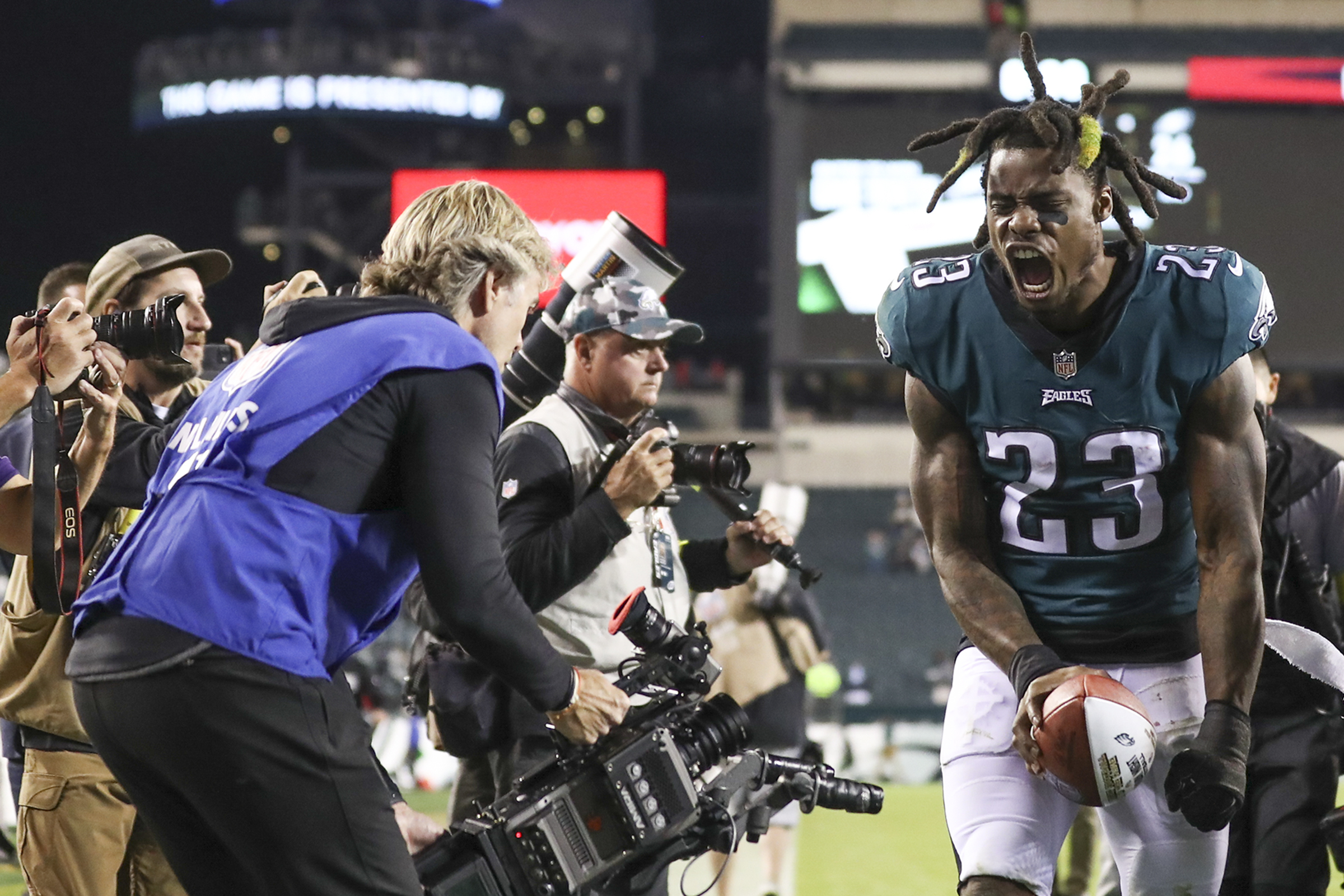 Eagles-Cowboys analysis: Birds rise to 6-0 after getting a jump on rival  Dallas