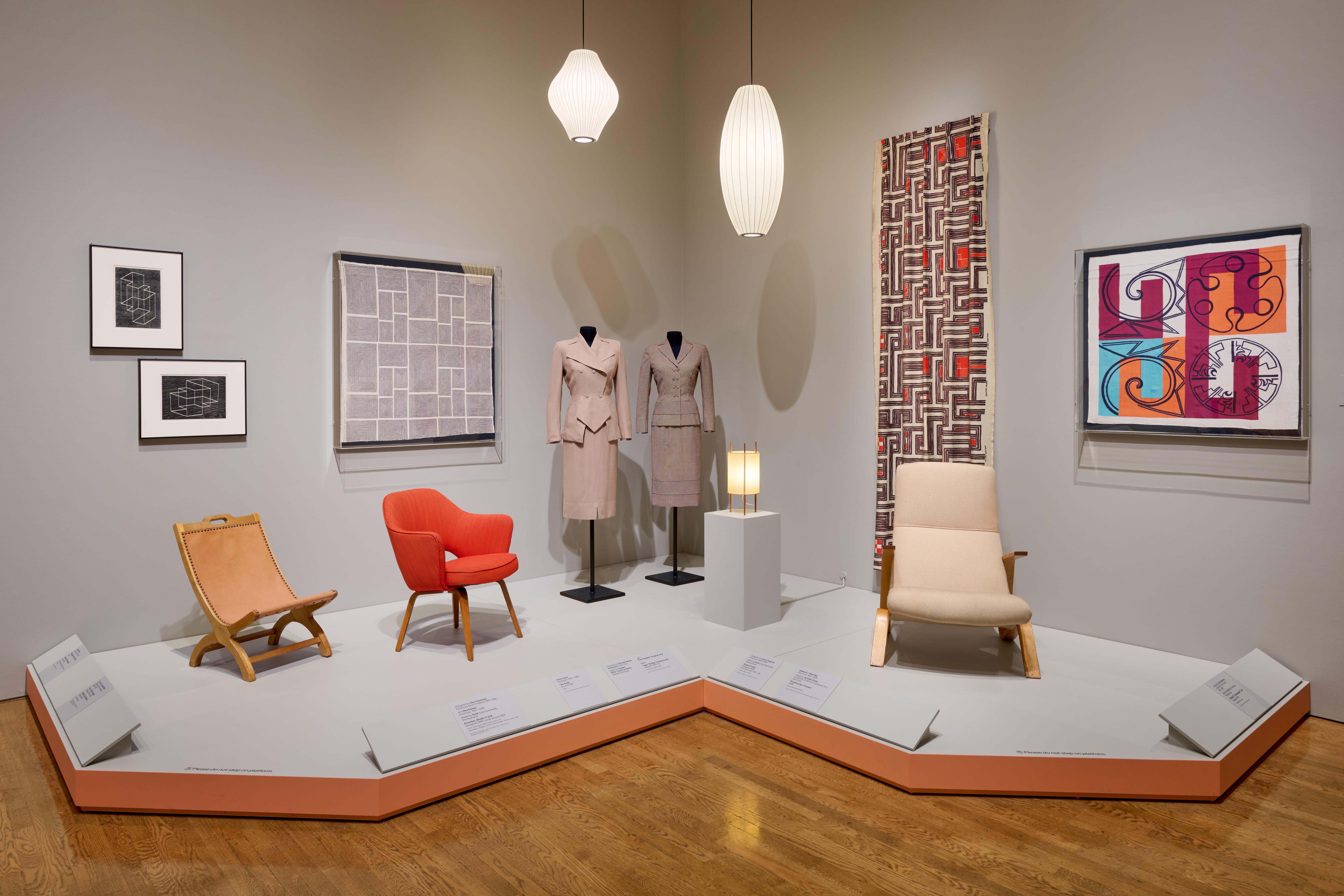 Knoll, a Pa. furniture company, brought the midcentury modern look