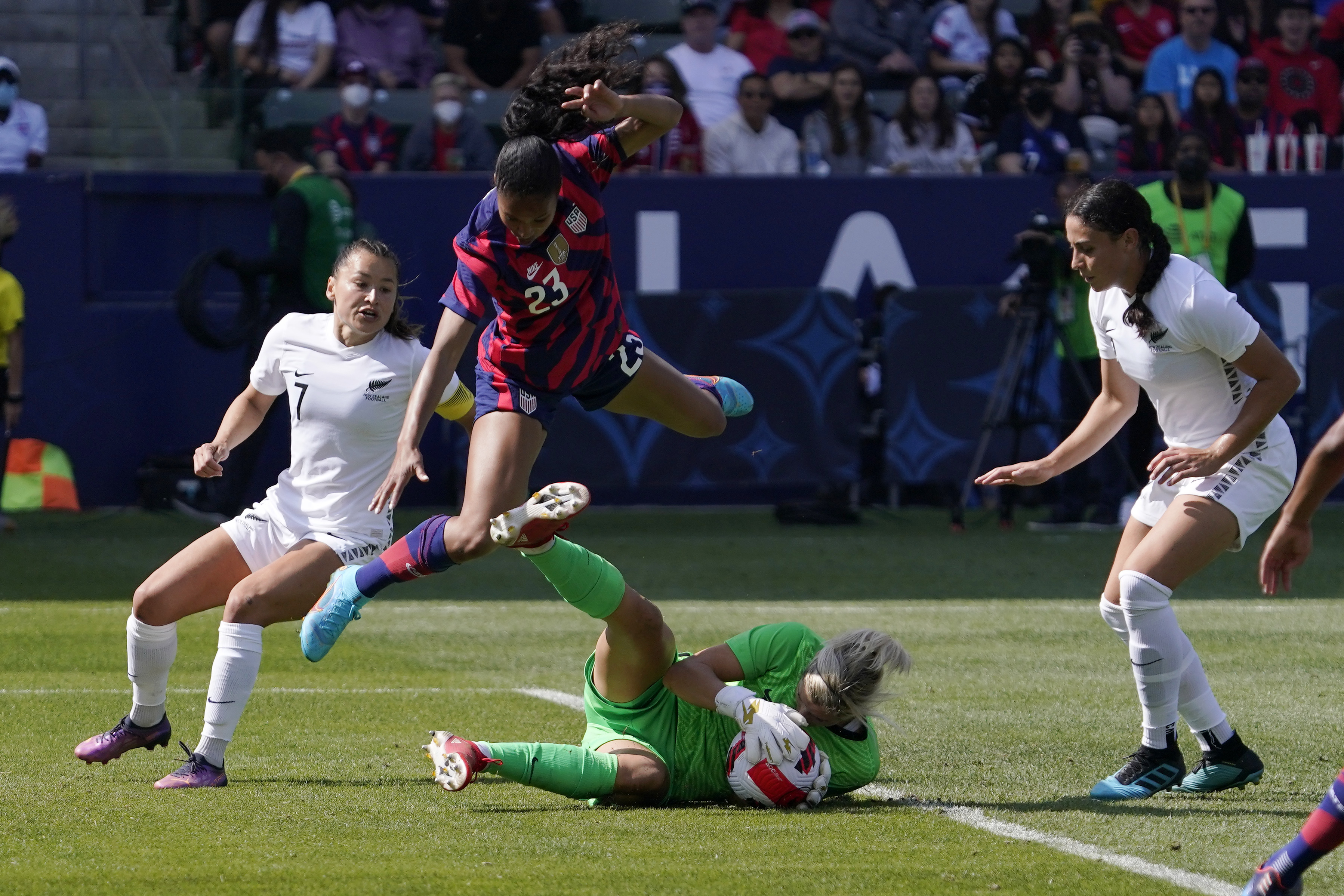 U.S. men's soccer deserves credit for historic equal pay deal