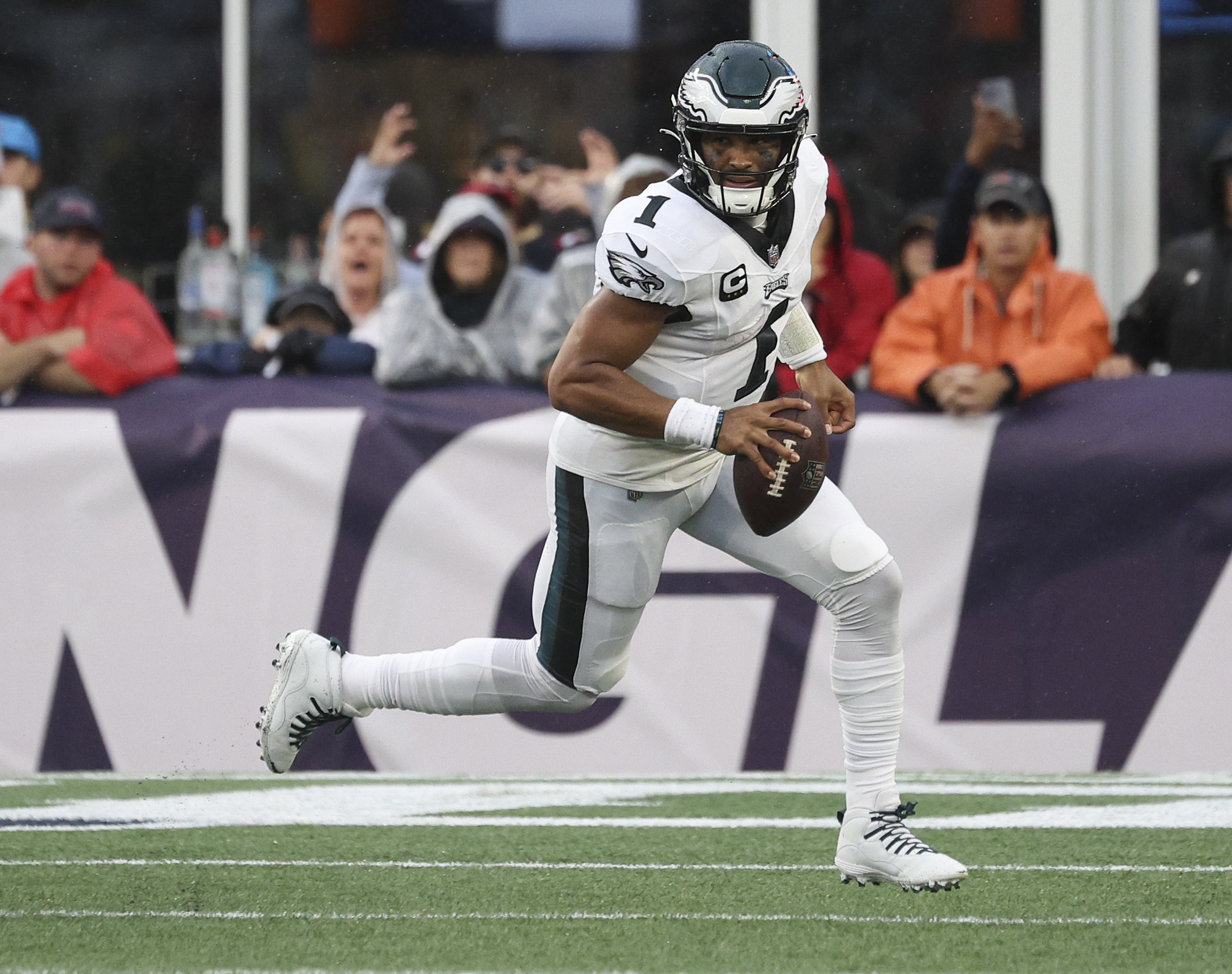 Philadelphia Eagles sign Christian Elliss to active roster for Week 16