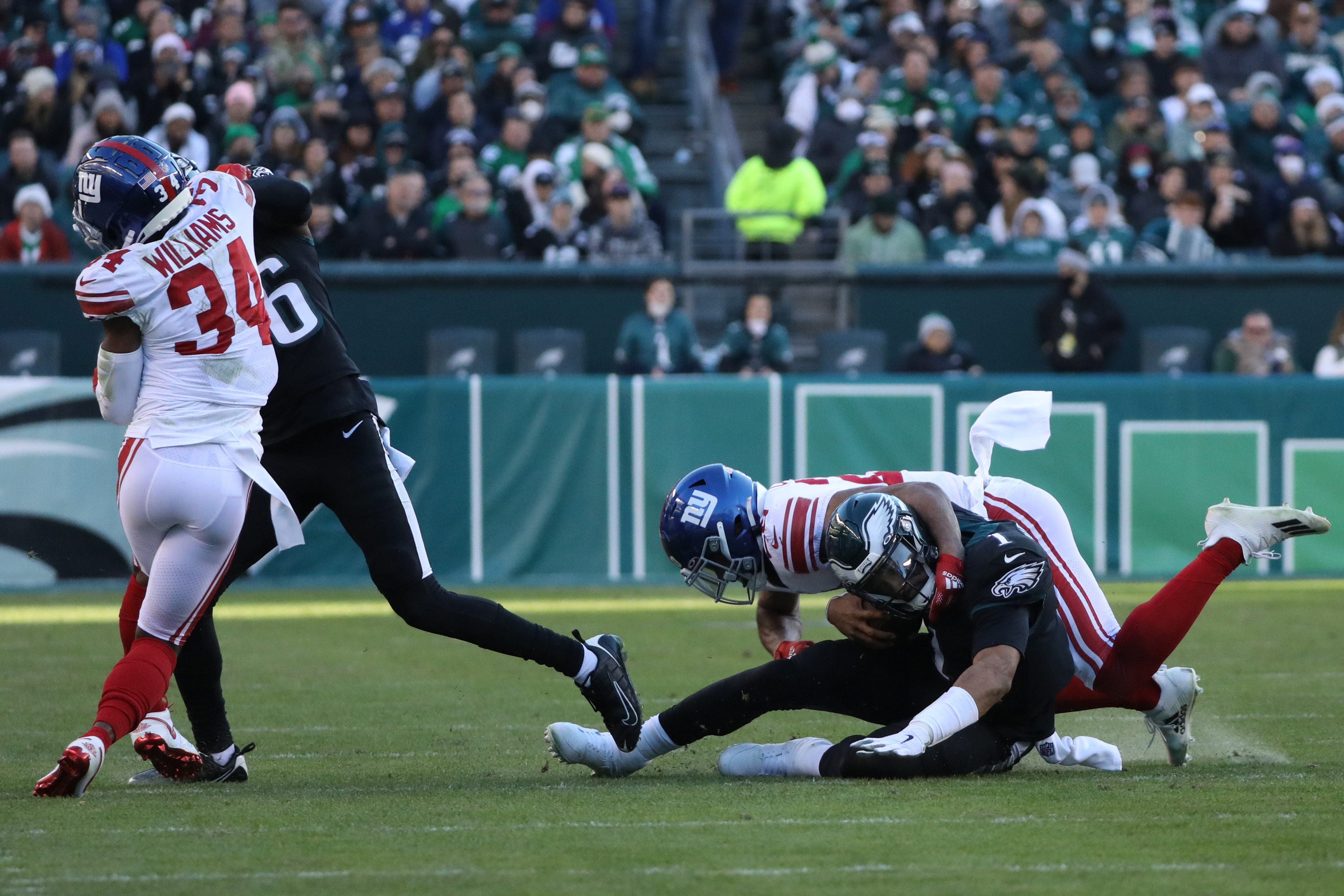 Philadelphia Eagles beat New York Giants, 34-10 — NFL, Week 16