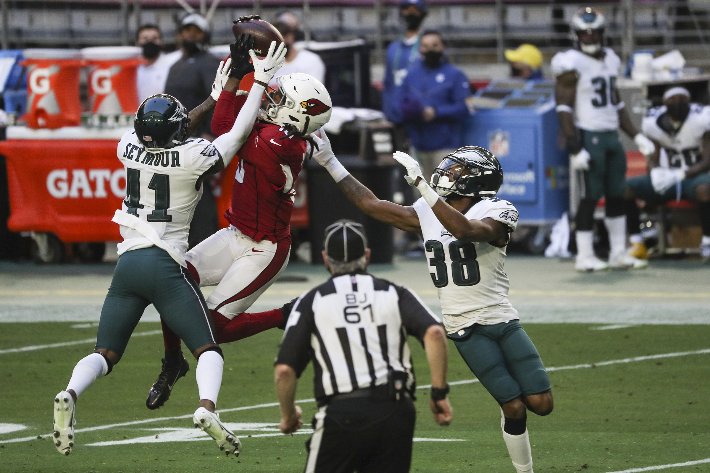 Philadelphia Eagles' loss to Arizona Cardinals showed Jalen Hurts and  Carson Wentz need more help